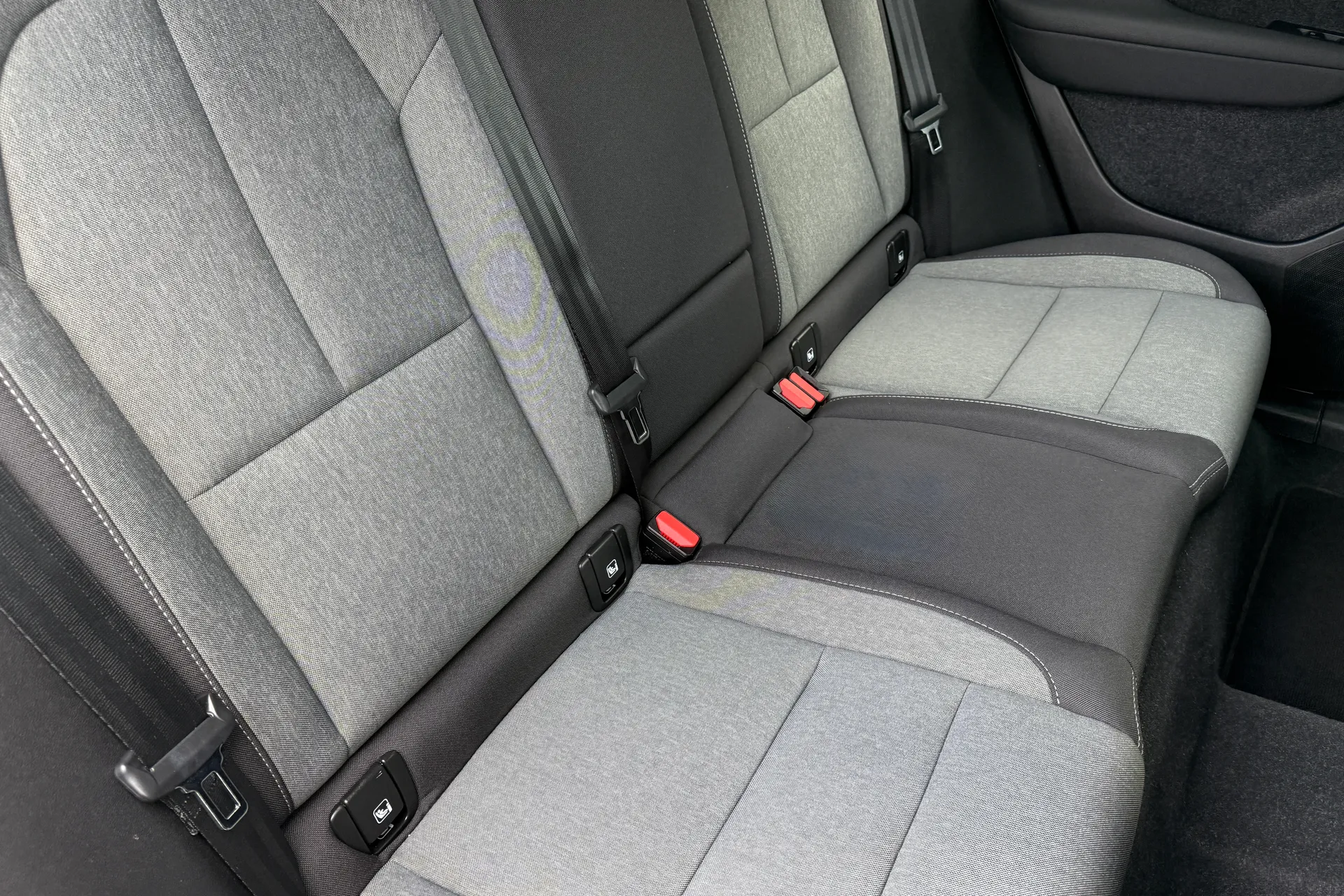 Volvo XC40 thumbnail image number 25
