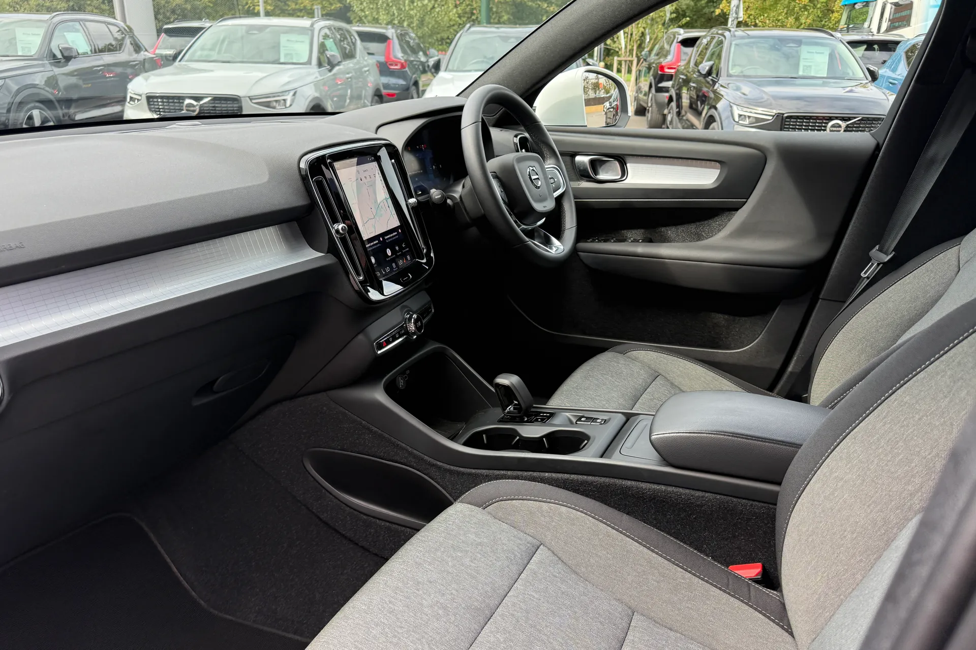 Volvo XC40 thumbnail image number 27