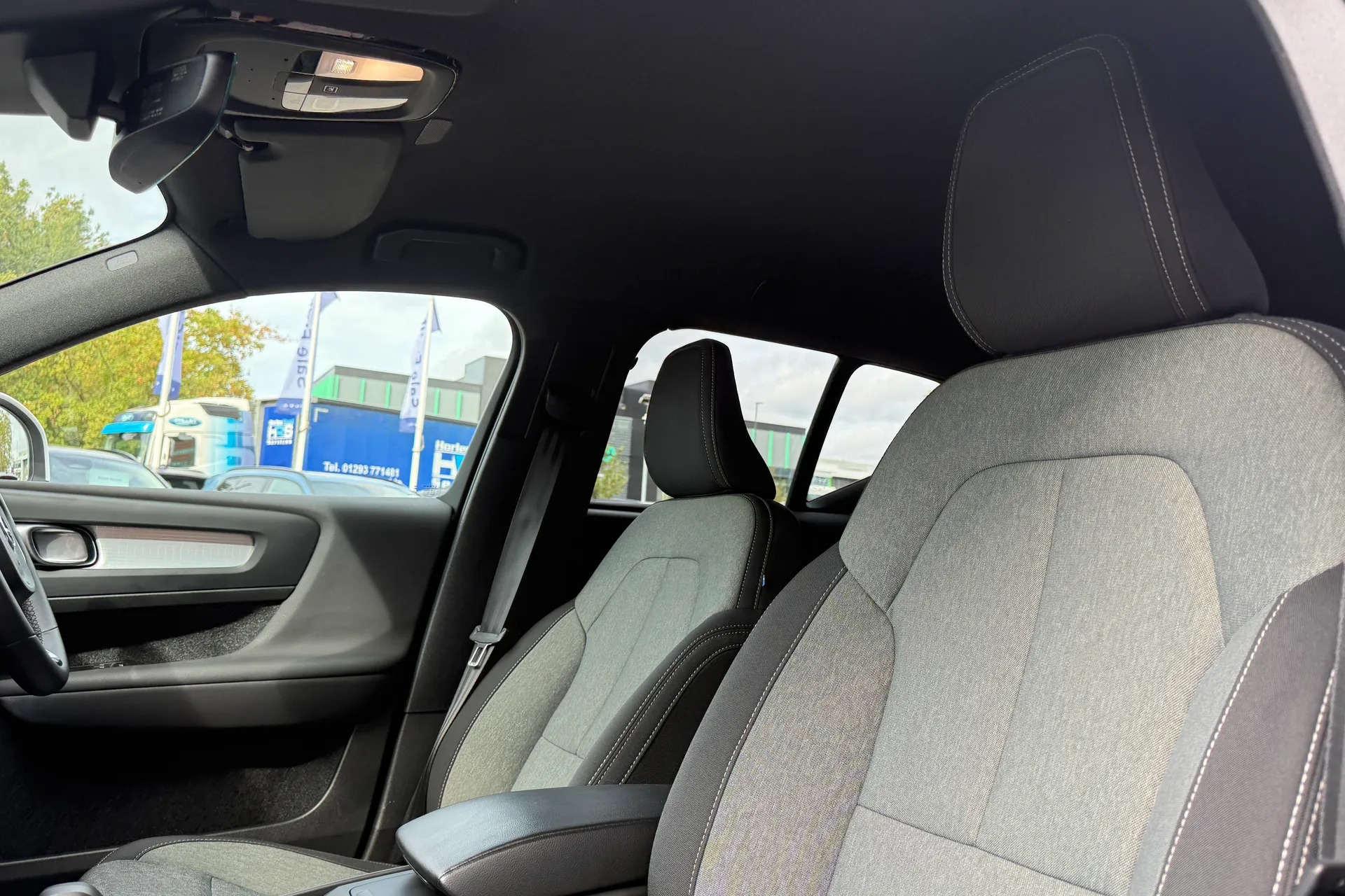 Volvo XC40 thumbnail image number 28