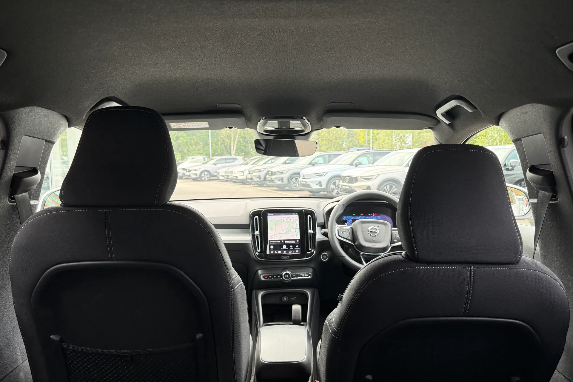 Volvo XC40 thumbnail image number 22