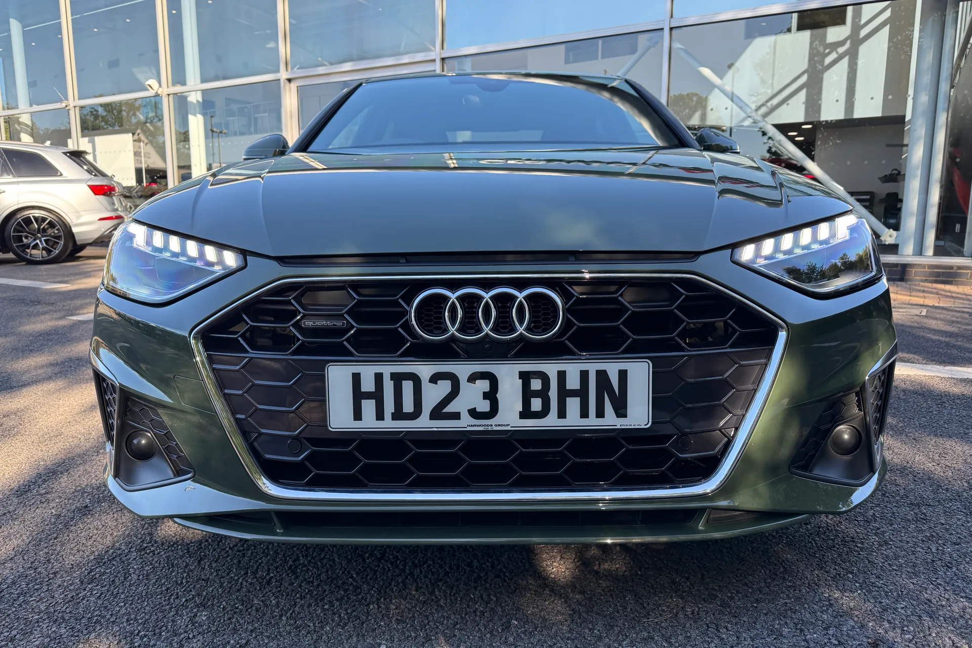Audi A4 thumbnail image number 50