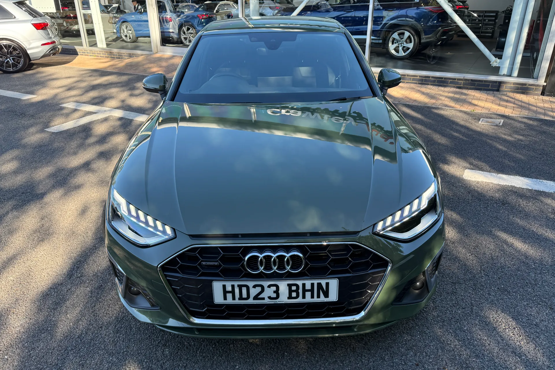 Audi A4 thumbnail image number 51