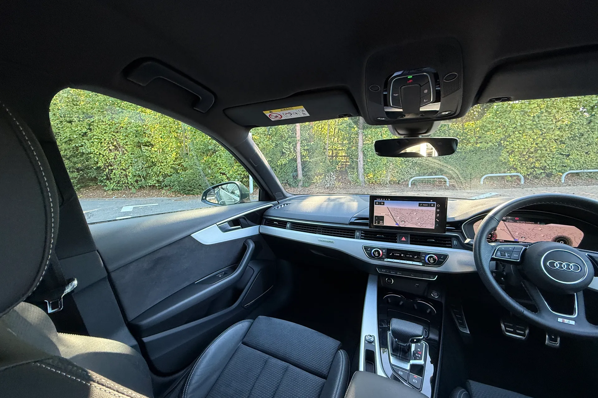 Audi A4 thumbnail image number 32
