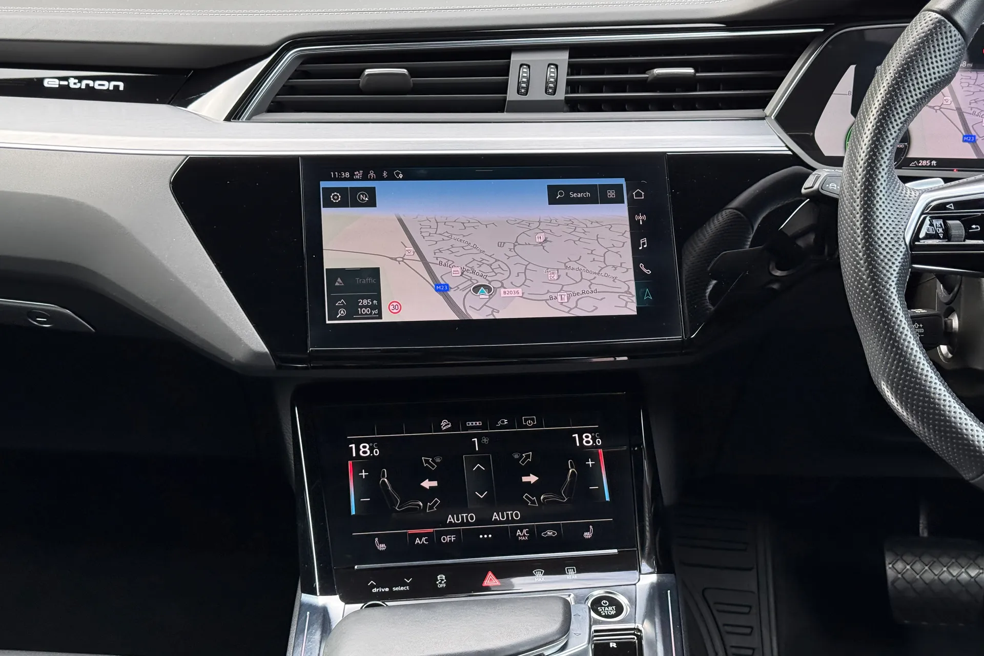 Audi e-tron thumbnail image number 34