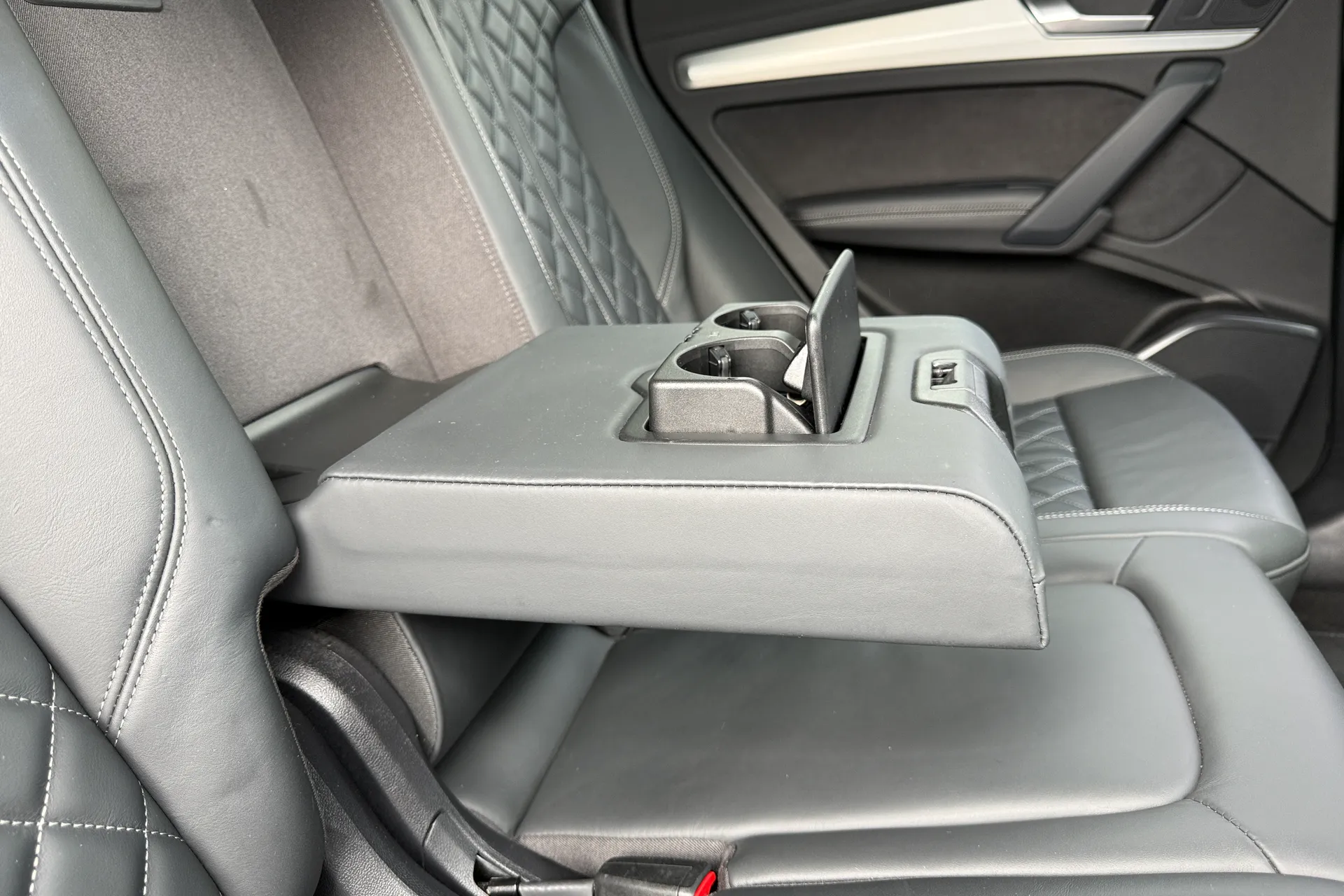 Audi Q5 thumbnail image number 46