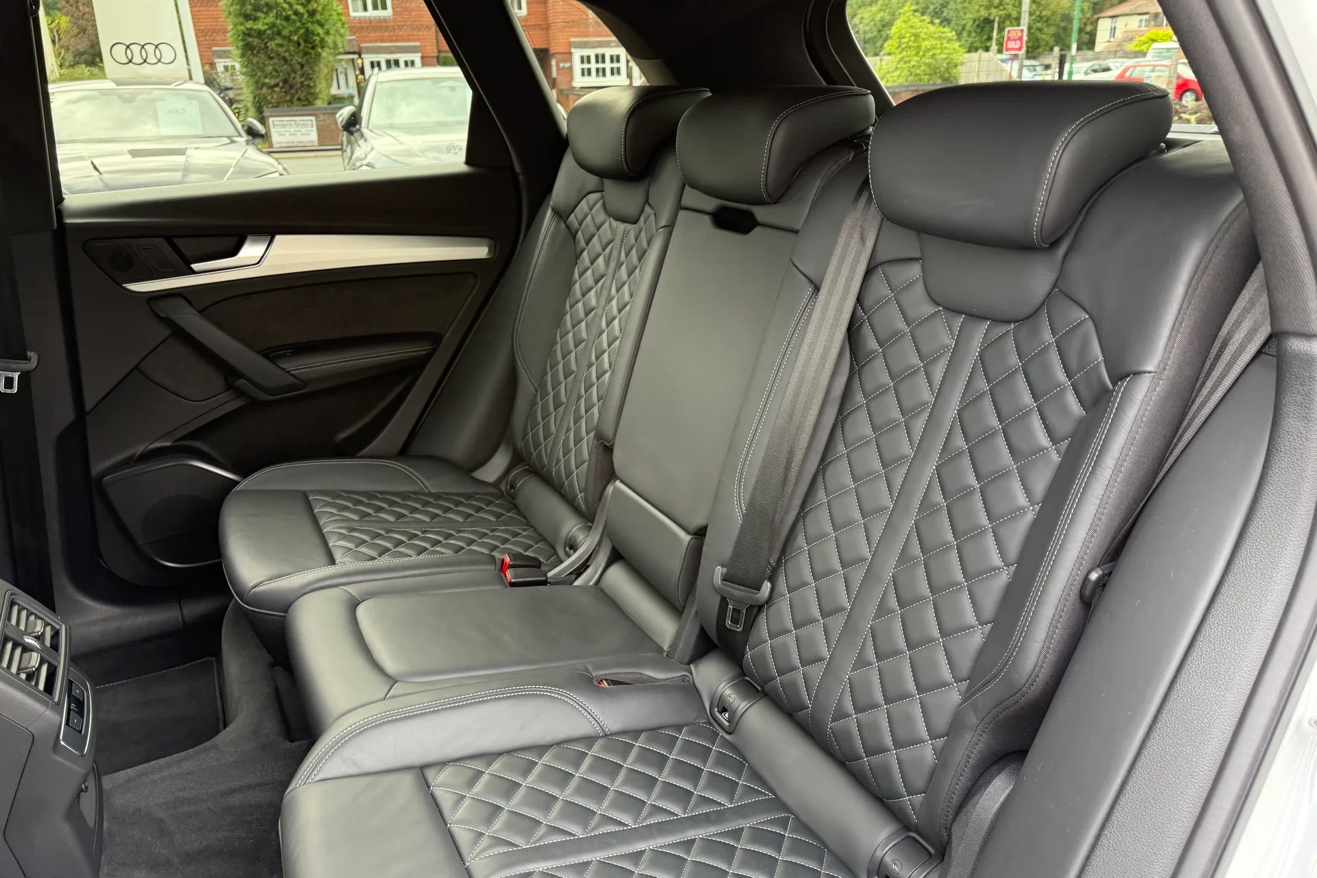 Audi Q5 thumbnail image number 43