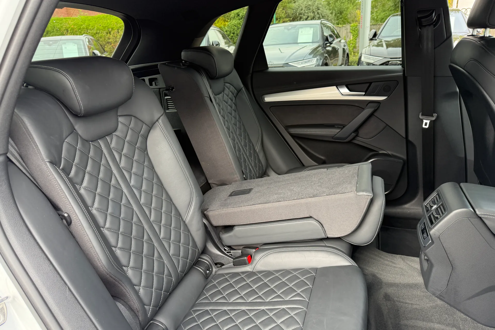Audi Q5 thumbnail image number 47
