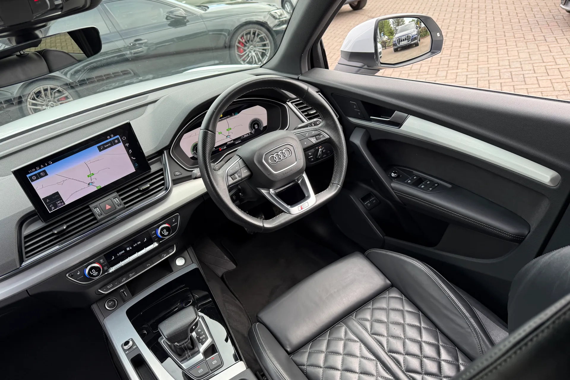 Audi Q5 thumbnail image number 42