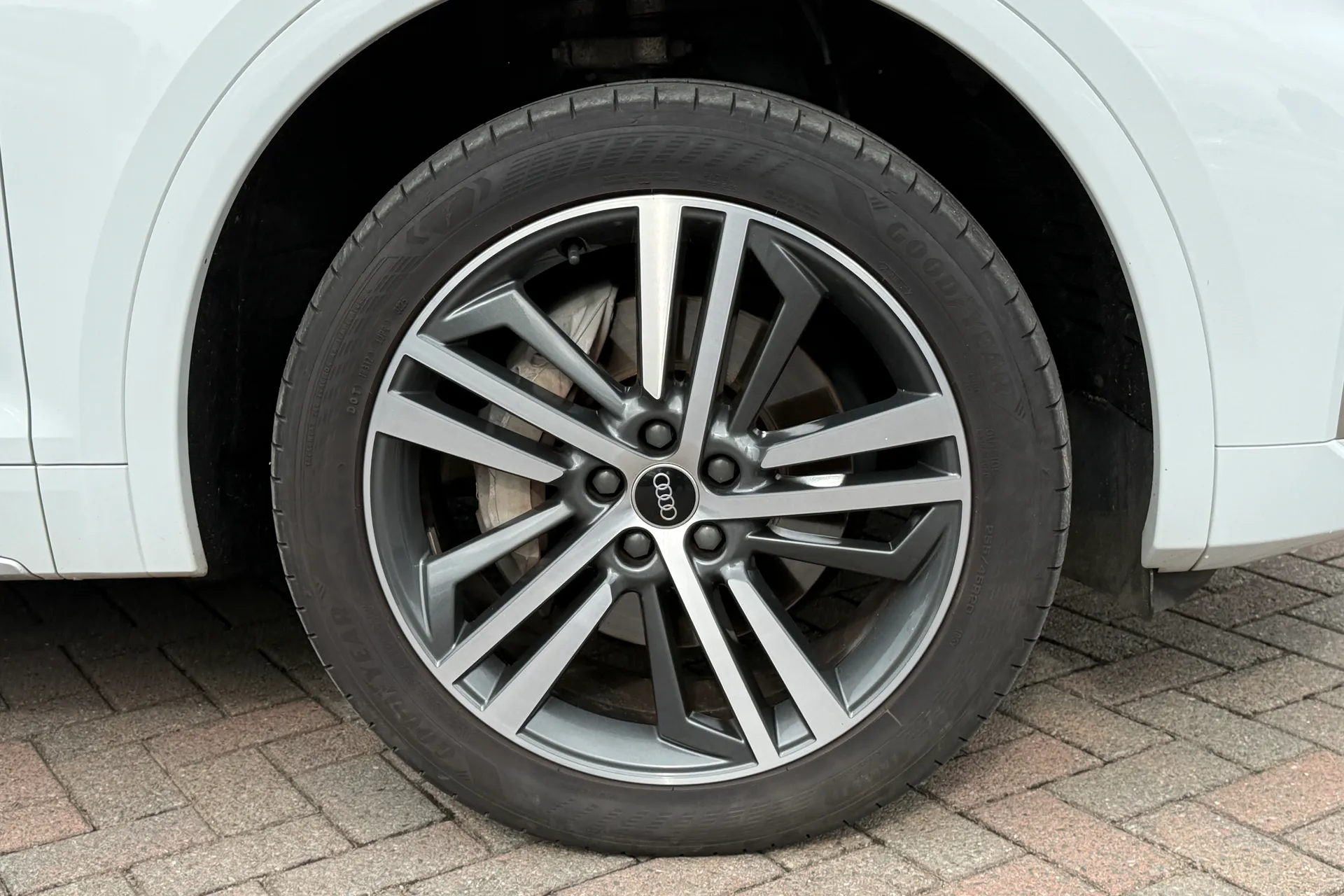 Audi Q5 thumbnail image number 49