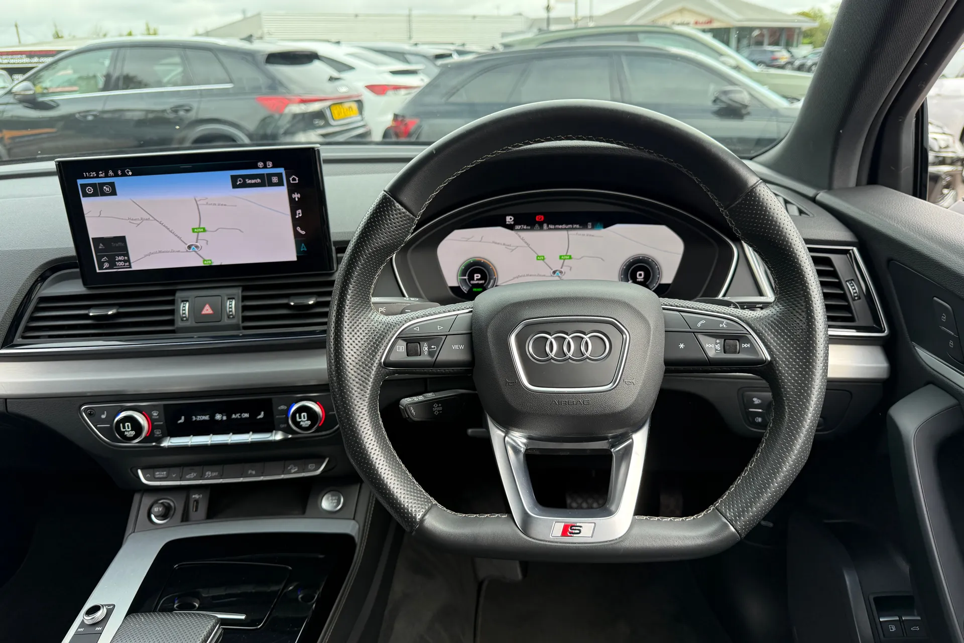 Audi Q5 thumbnail image number 6