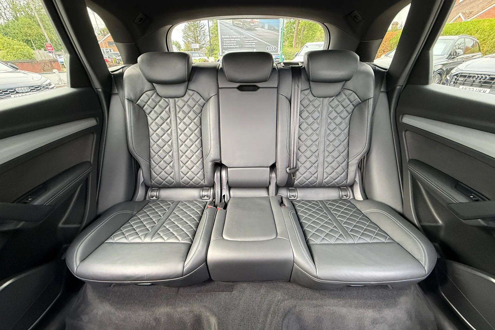 Audi Q5 thumbnail image number 38