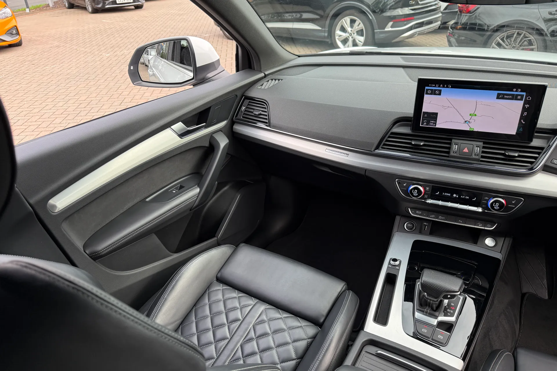 Audi Q5 thumbnail image number 39