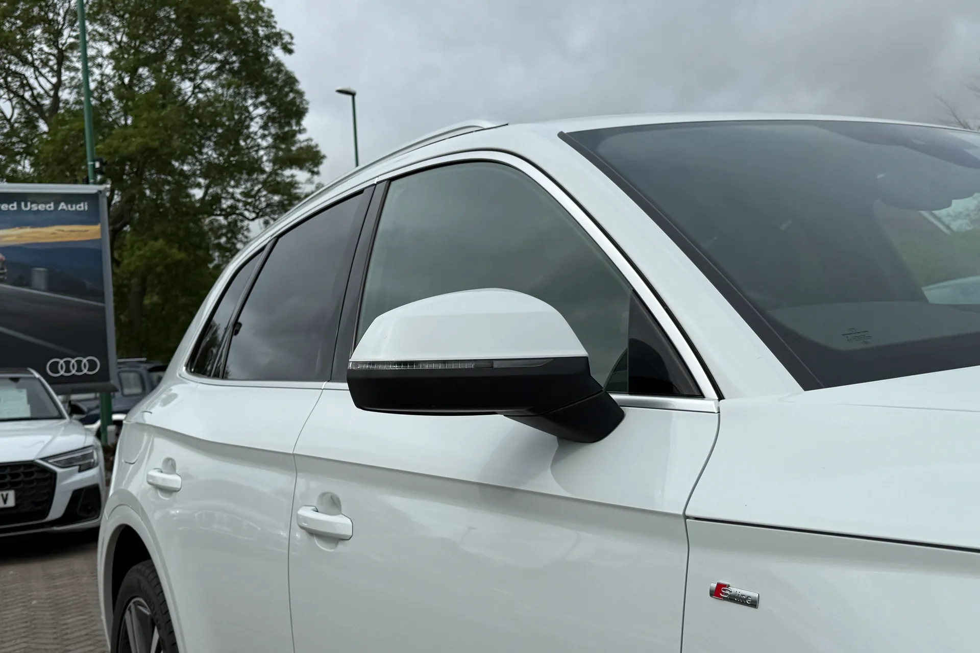 Audi Q5 thumbnail image number 50