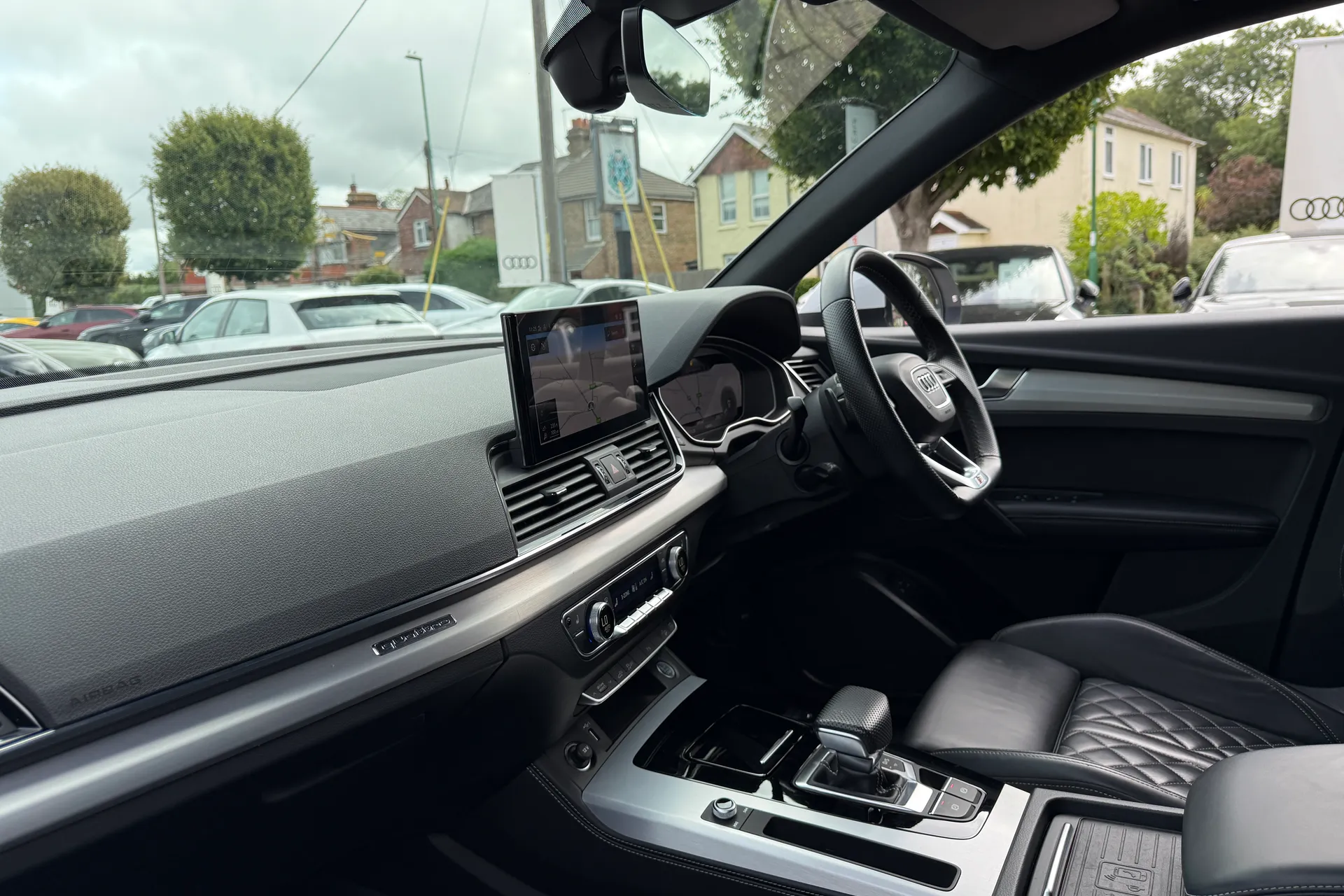 Audi Q5 thumbnail image number 30