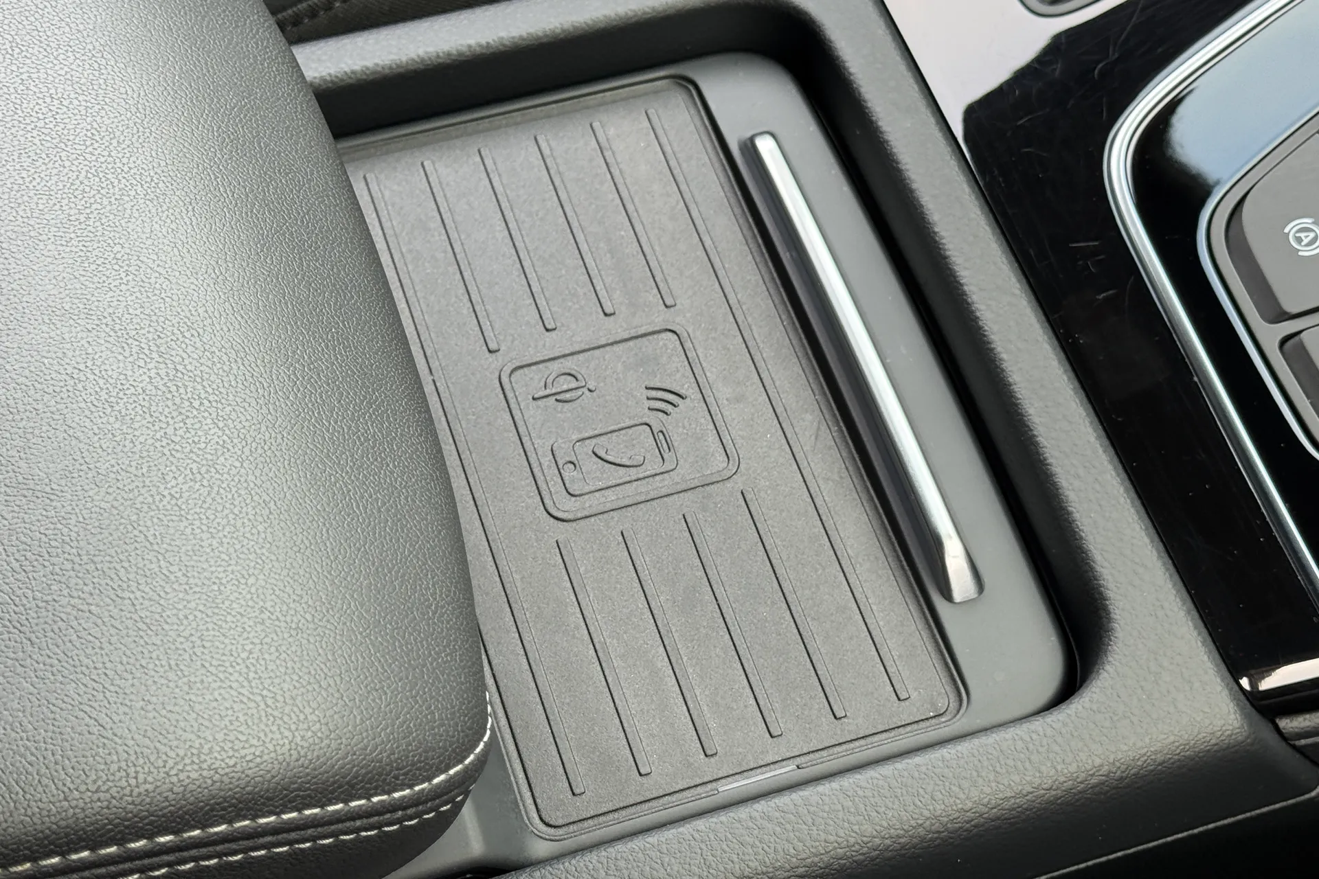 Audi Q5 thumbnail image number 19