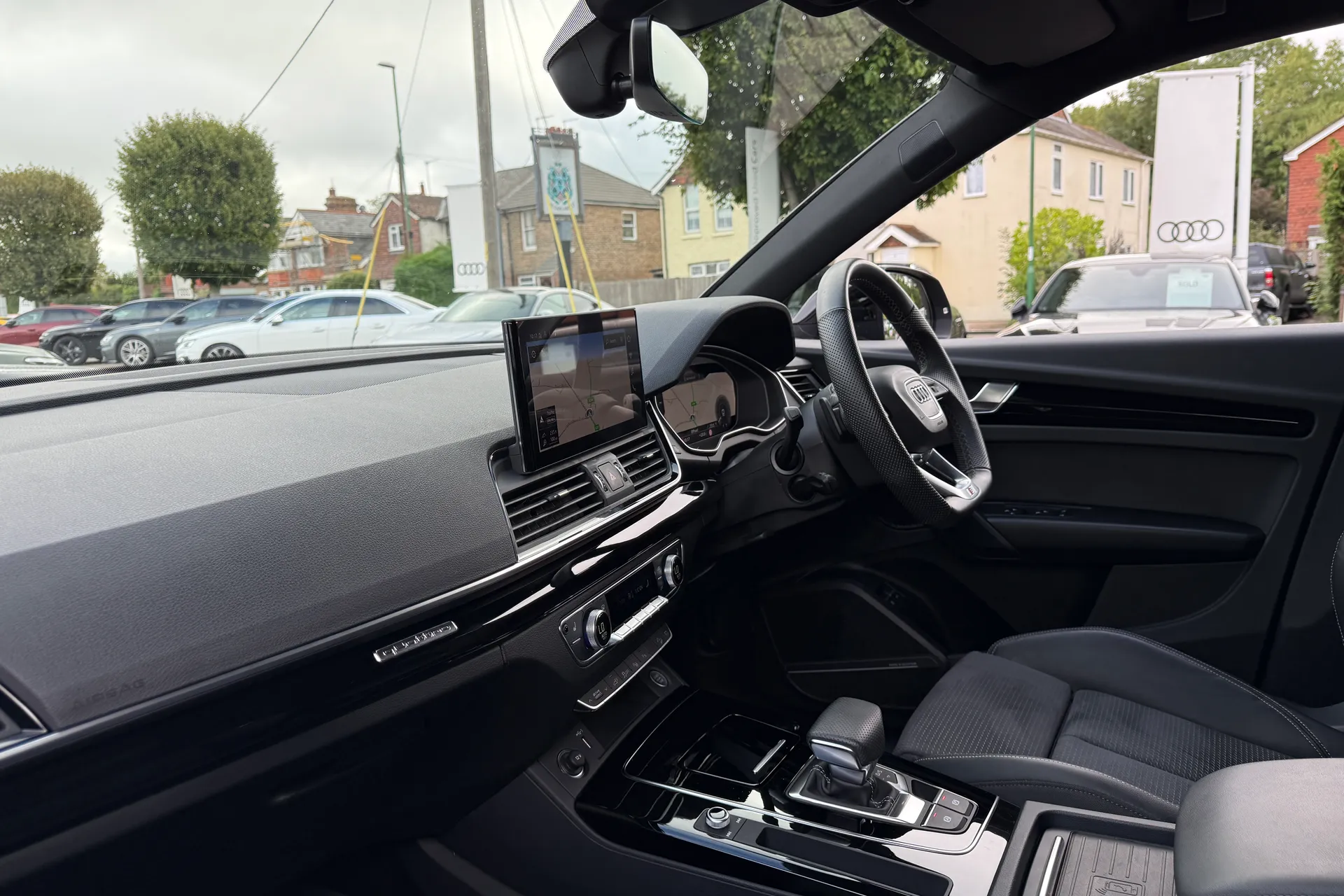 Audi Q5 thumbnail image number 33