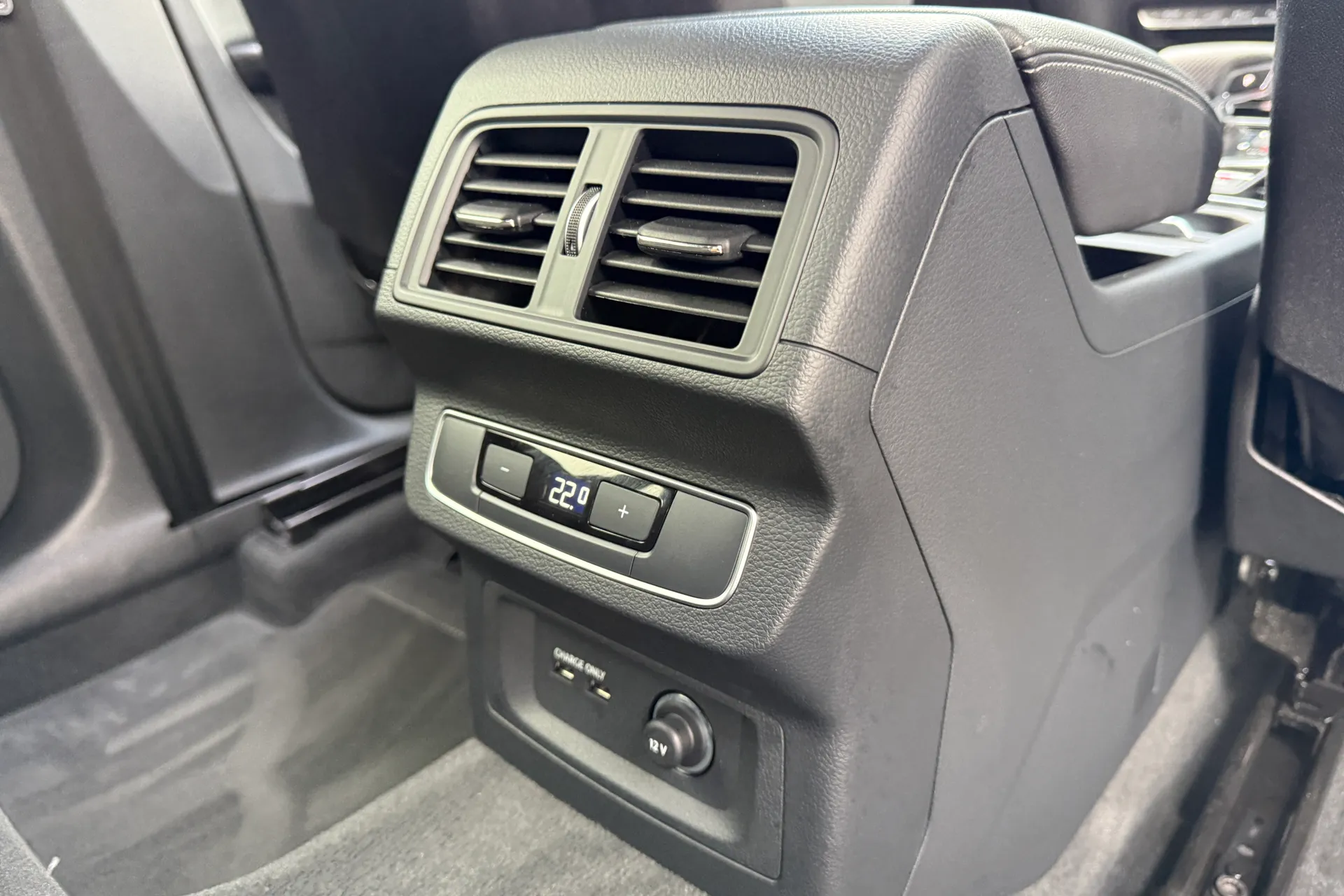 Audi Q5 thumbnail image number 51