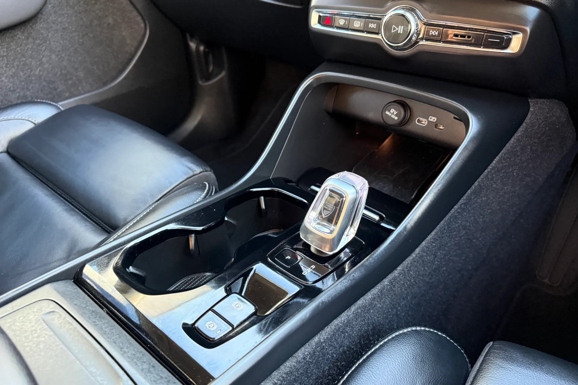 Volvo XC40 thumbnail image number 39