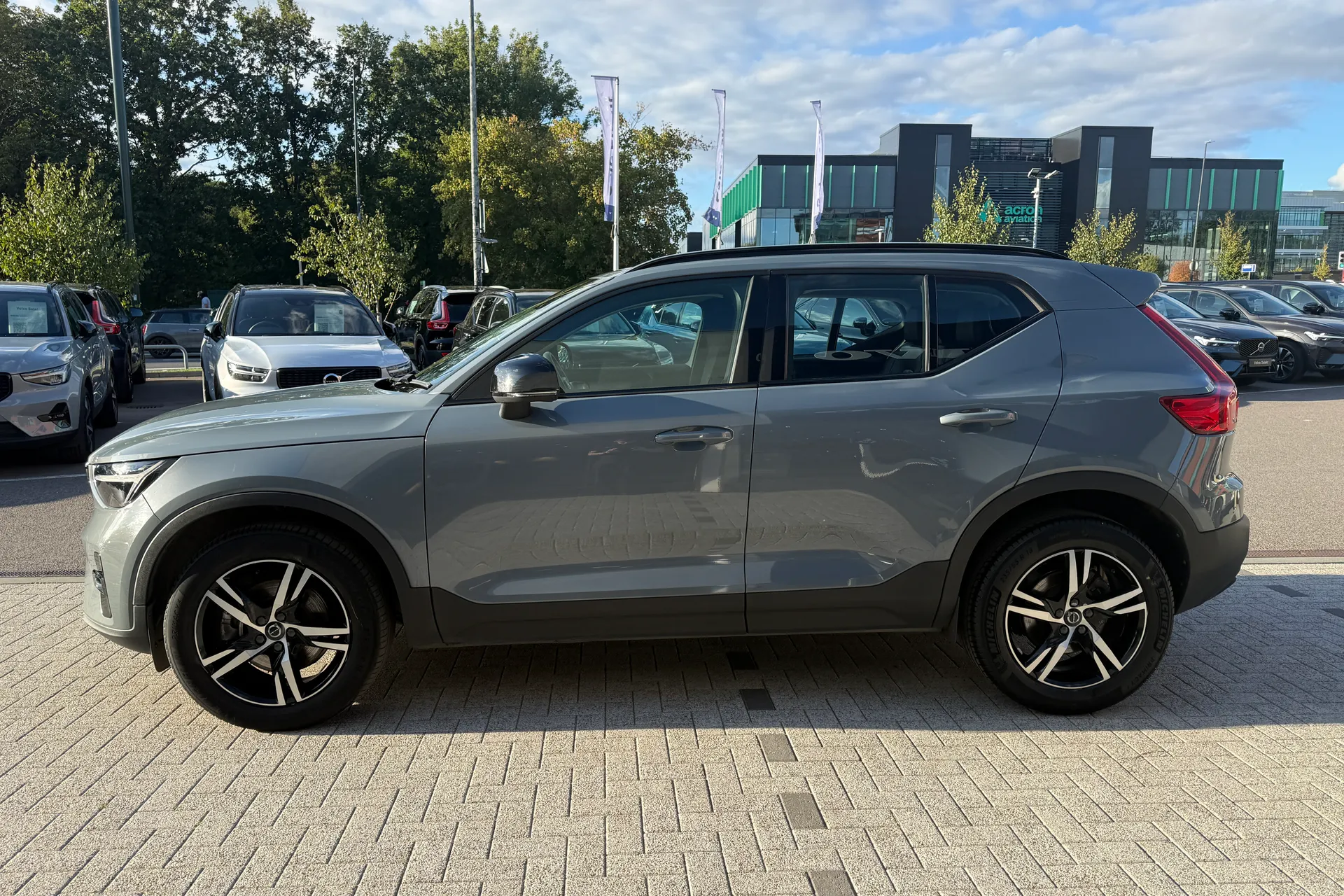 Volvo XC40 thumbnail image number 11