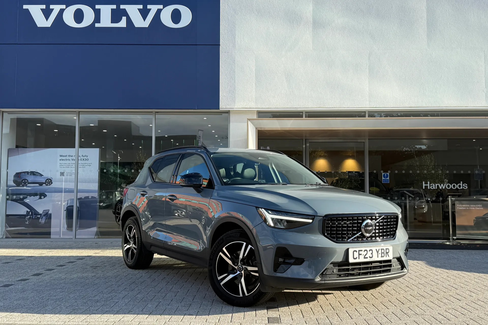 Volvo XC40 focused image