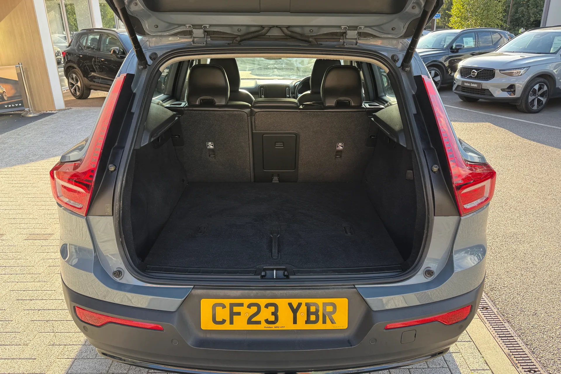 Volvo XC40 thumbnail image number 20