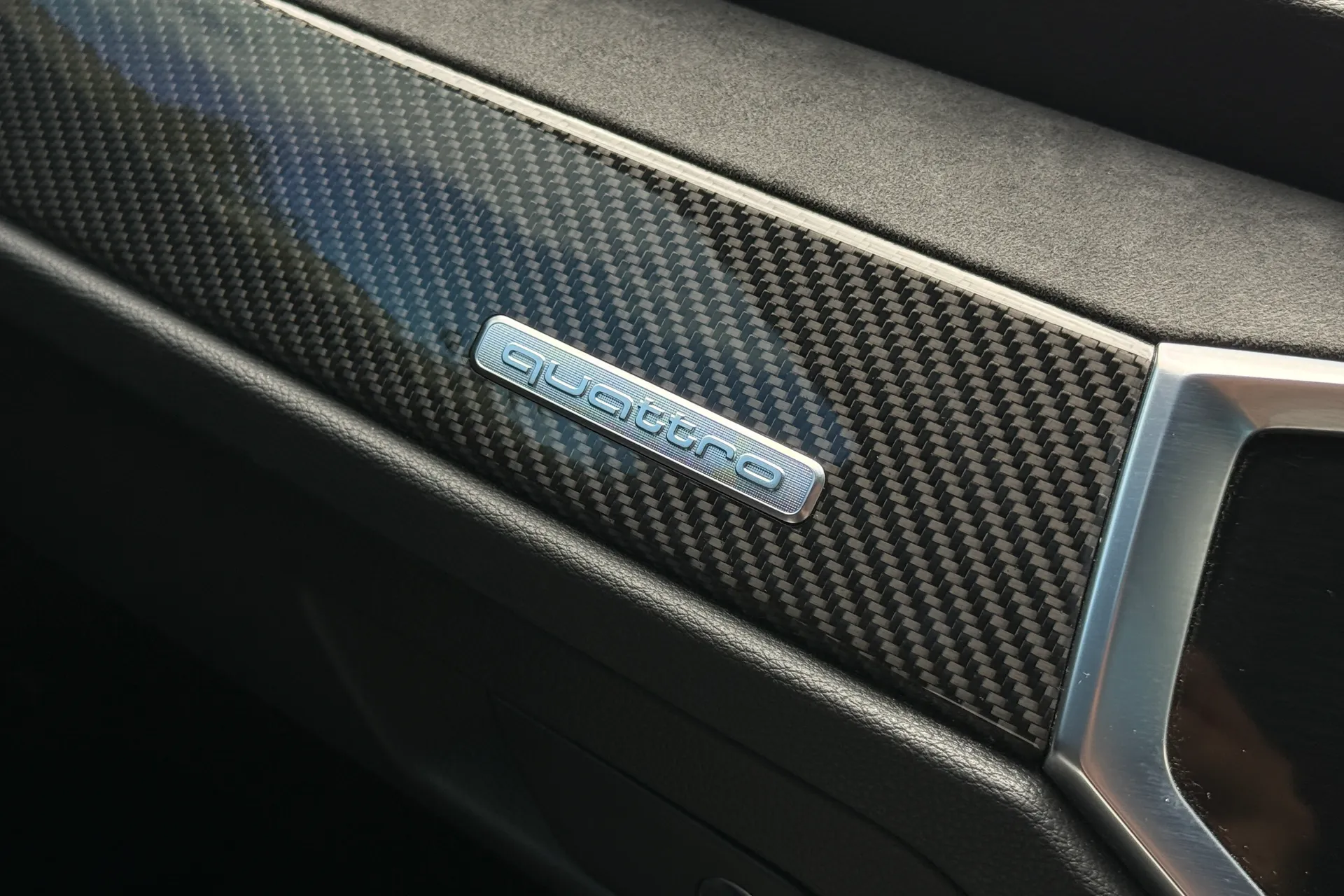 Audi RS Q3 thumbnail image number 23
