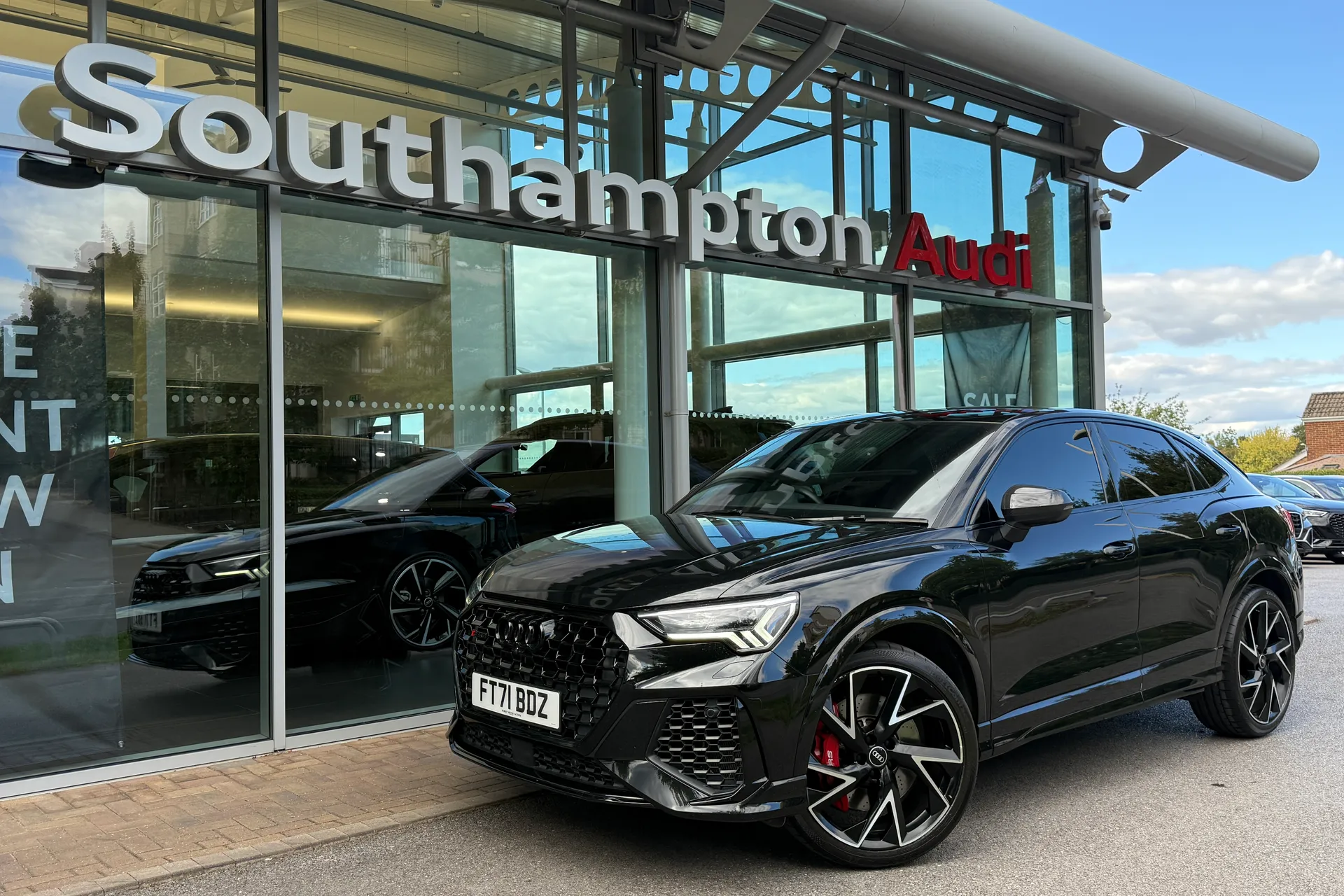 Audi RS Q3 thumbnail image number 56