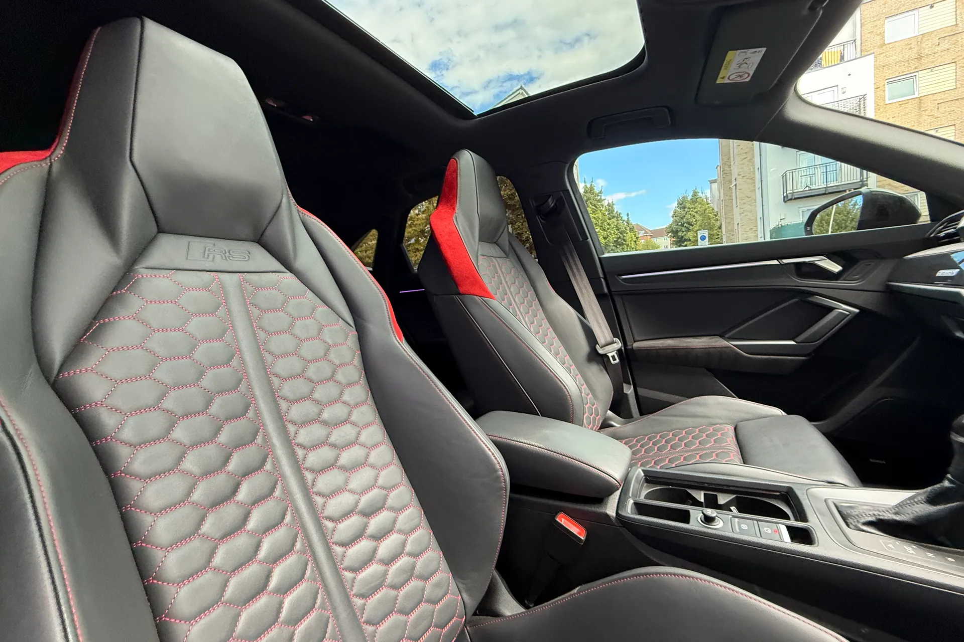 Audi RS Q3 thumbnail image number 28