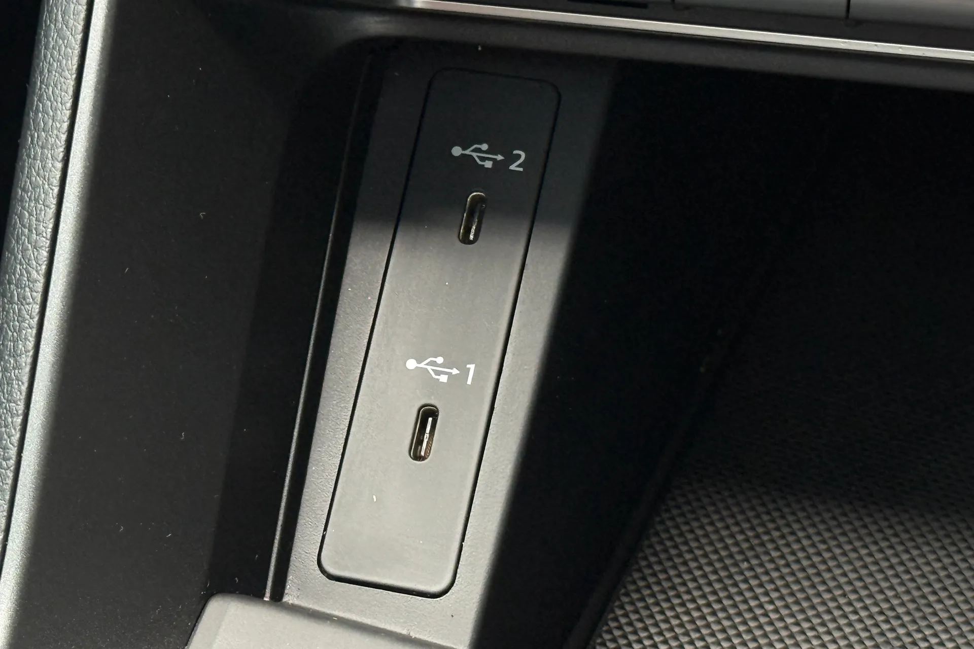 Audi RS Q3 thumbnail image number 19