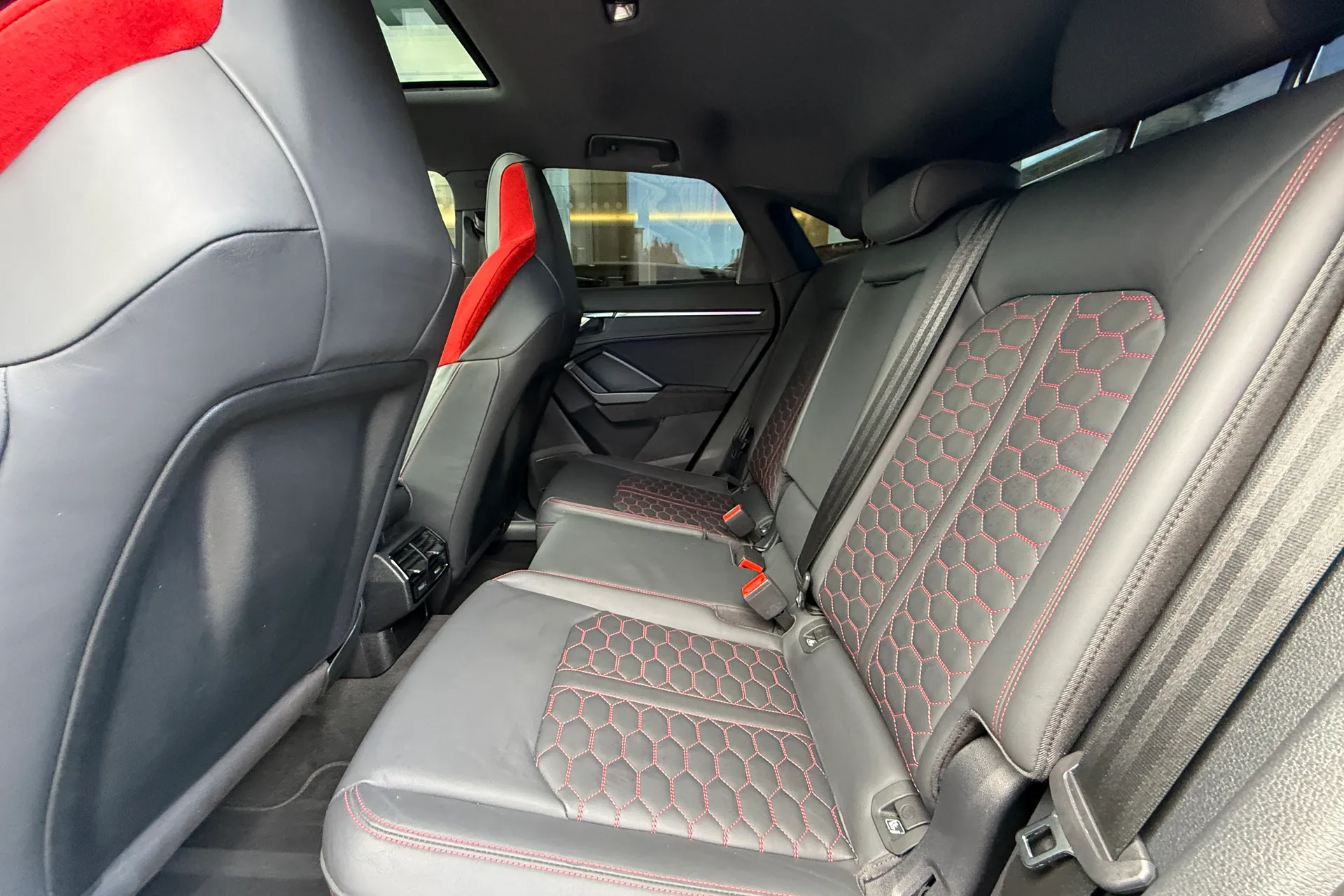 Audi RS Q3 thumbnail image number 48