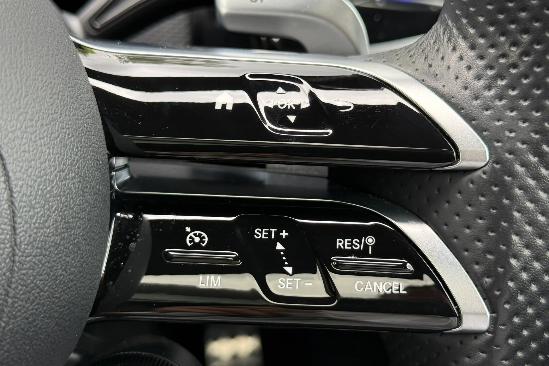 MERCEDES-BENZ A CLASS thumbnail image number 23