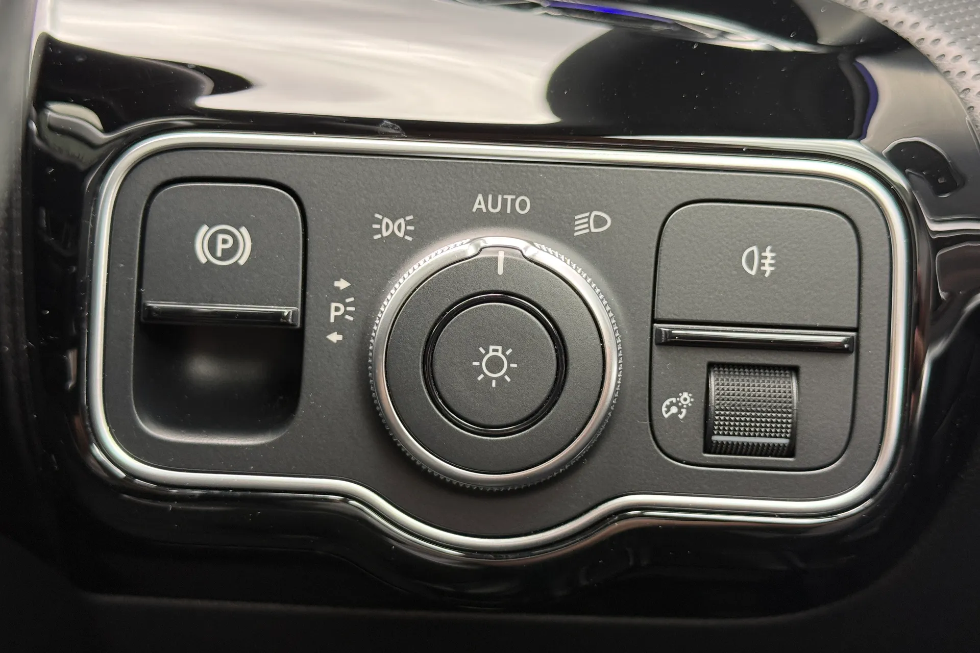MERCEDES-BENZ A CLASS thumbnail image number 25