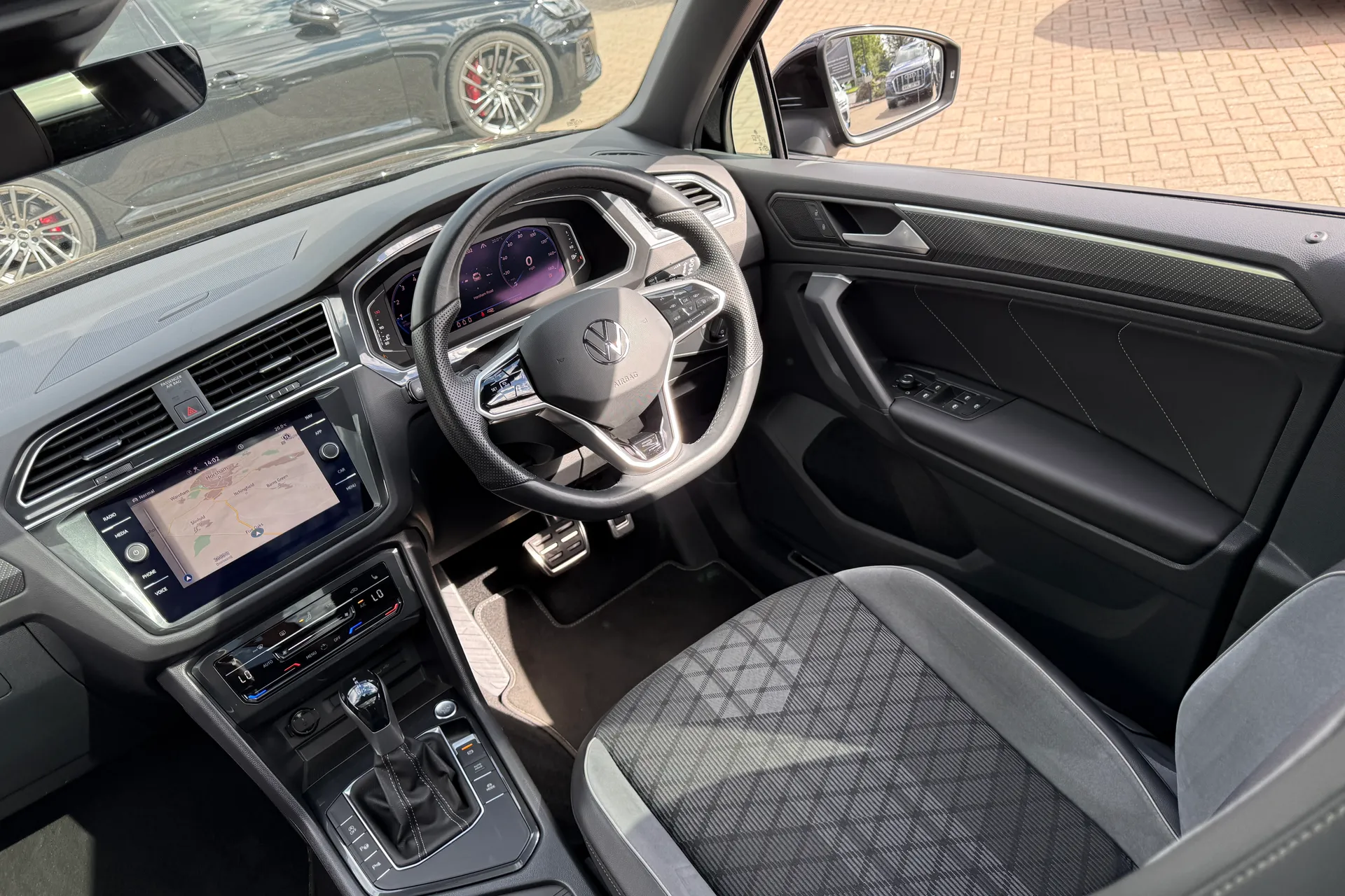 VOLKSWAGEN TIGUAN thumbnail image number 40