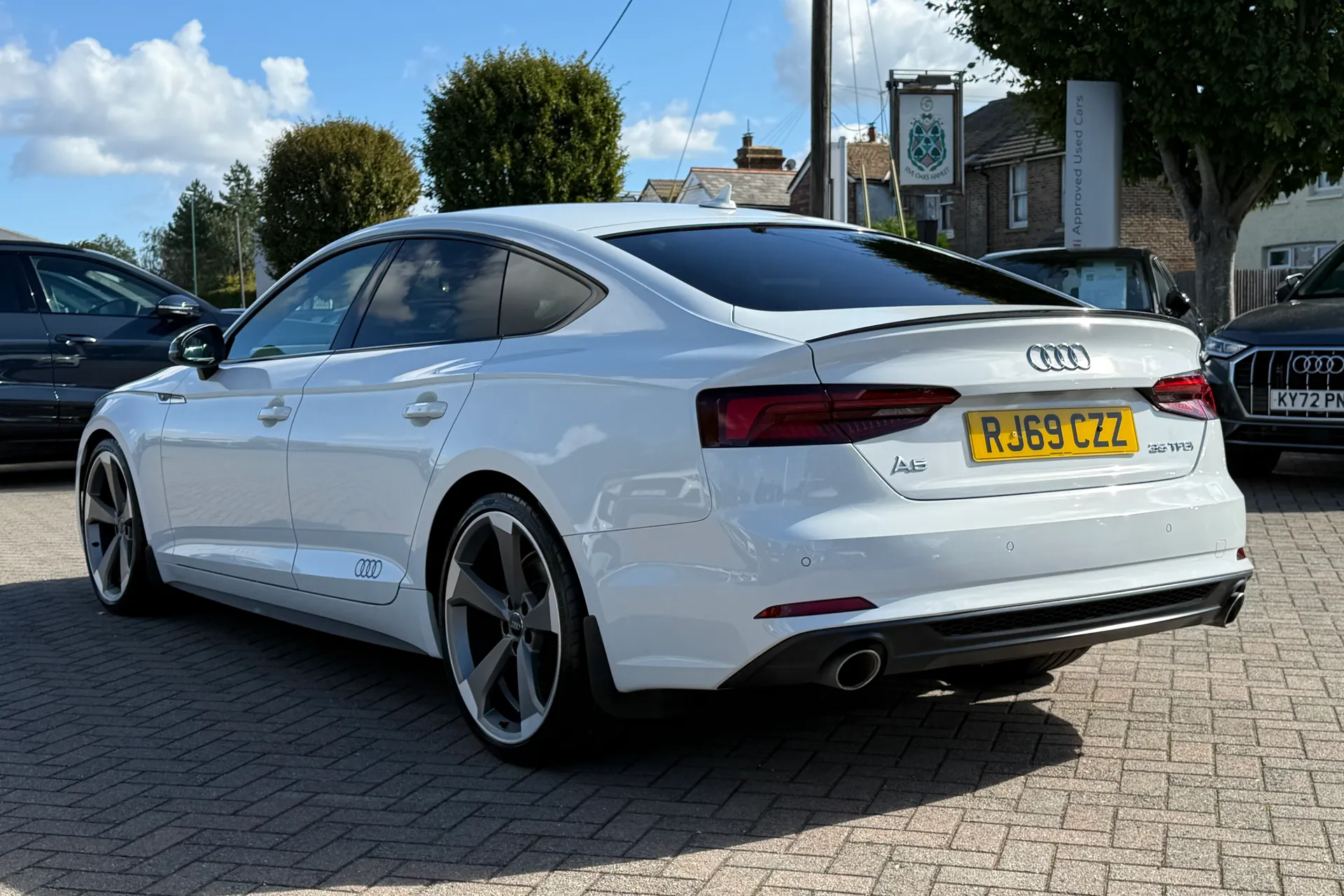 Audi A5 thumbnail image number 30
