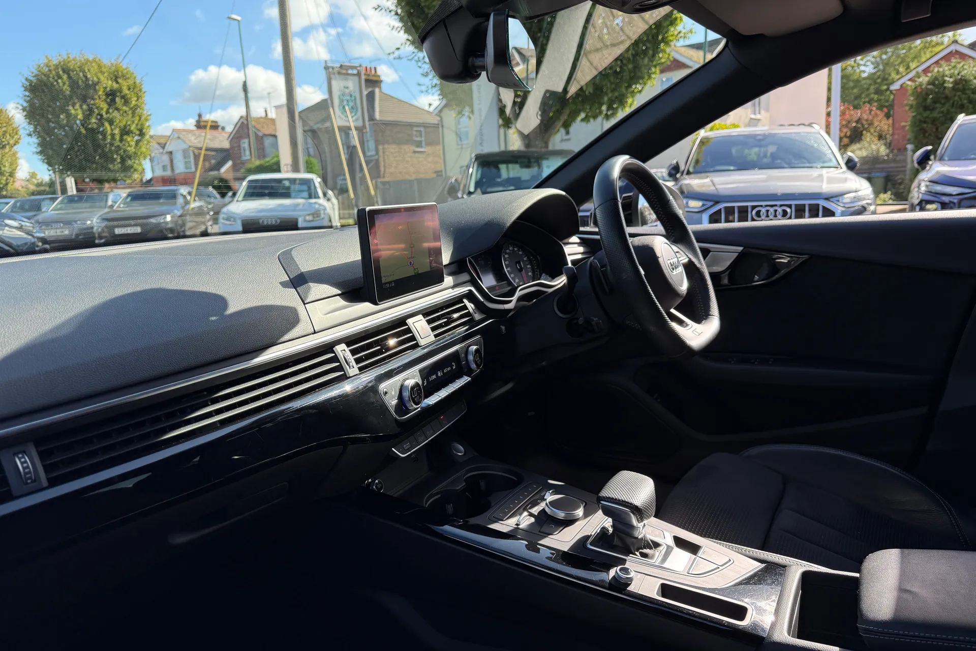 Audi A5 thumbnail image number 25
