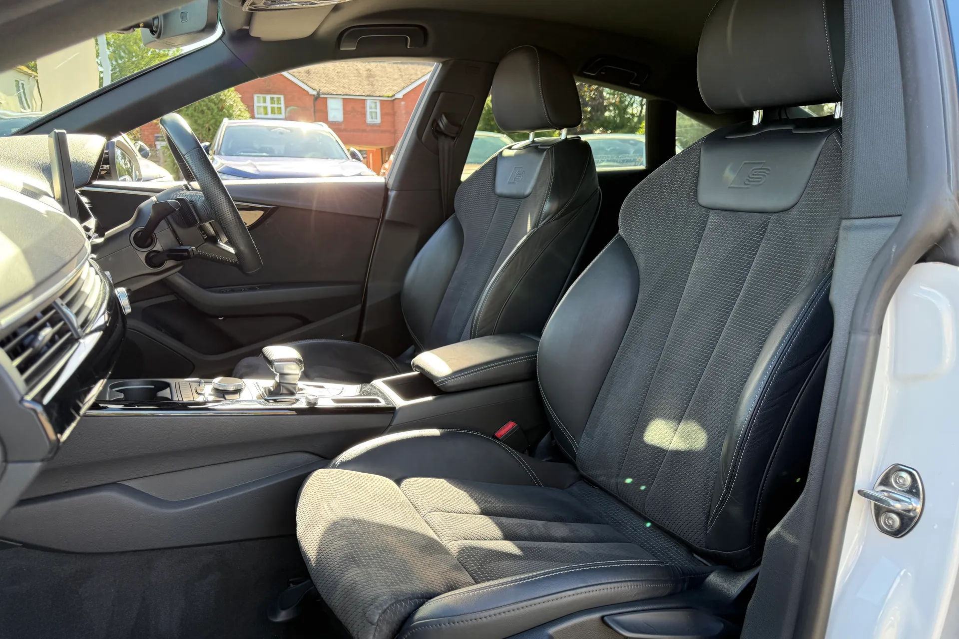 Audi A5 thumbnail image number 26