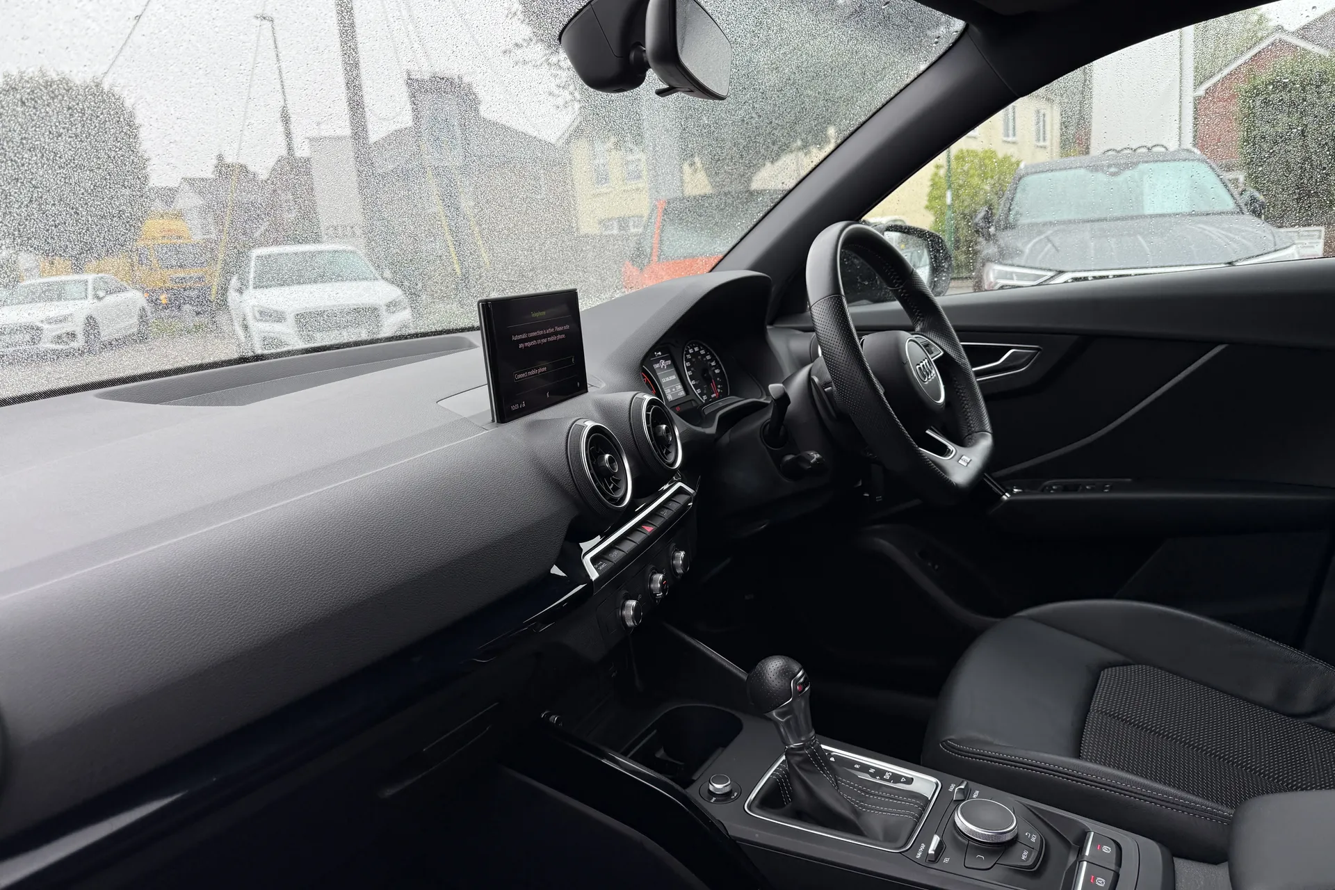 Audi Q2 thumbnail image number 27