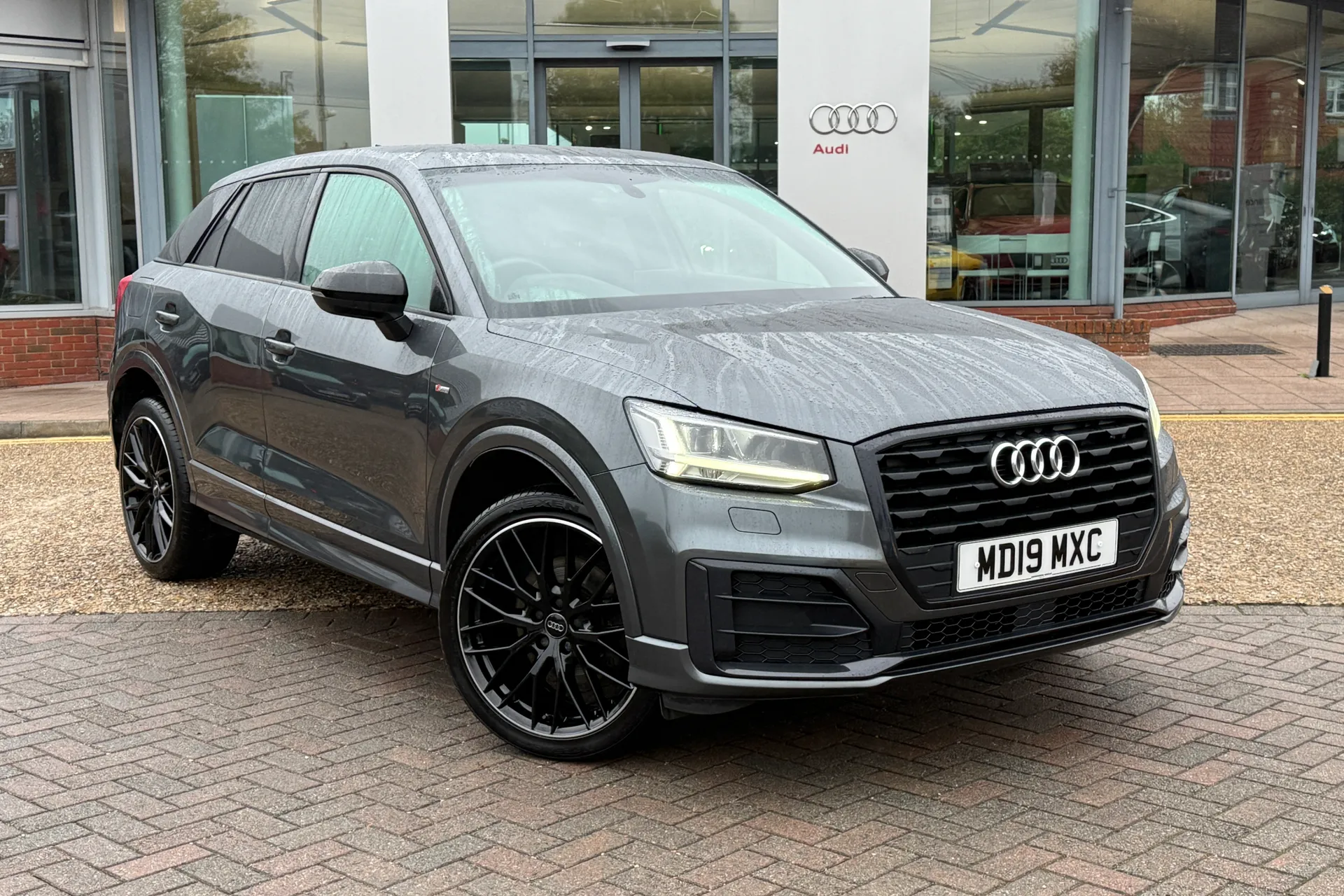 Audi Q2 thumbnail image number 22