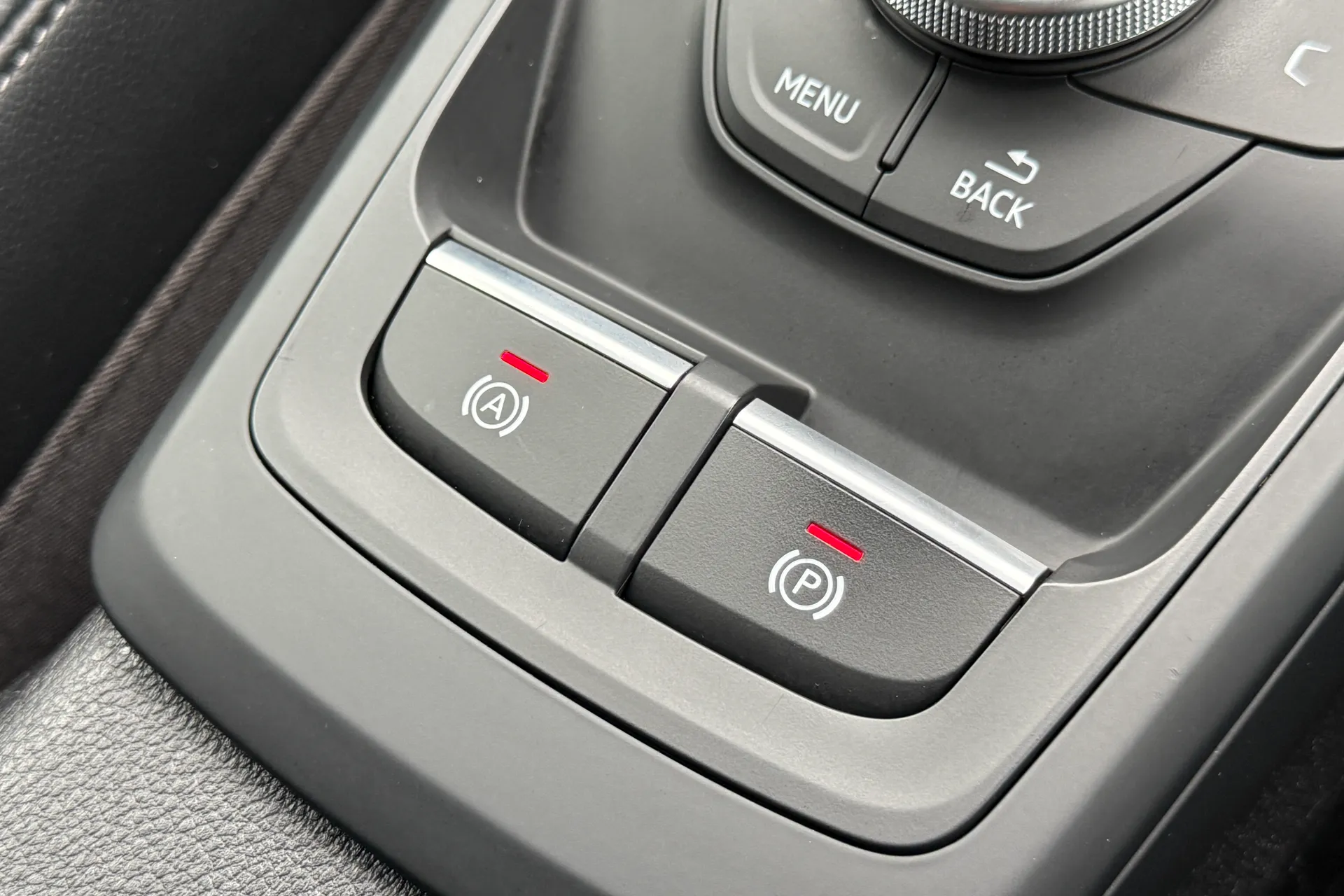 Audi Q2 thumbnail image number 37