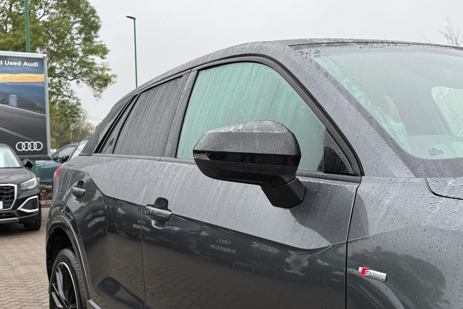 Audi Q2 thumbnail image number 43
