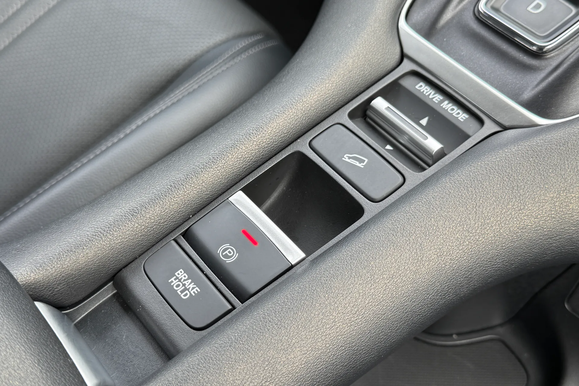 HONDA ZR-V thumbnail image number 45