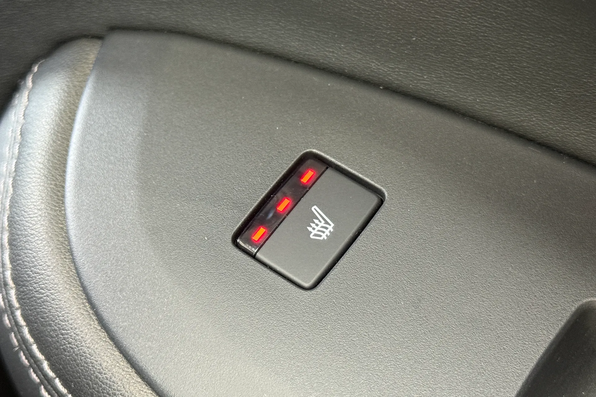 HONDA ZR-V thumbnail image number 18