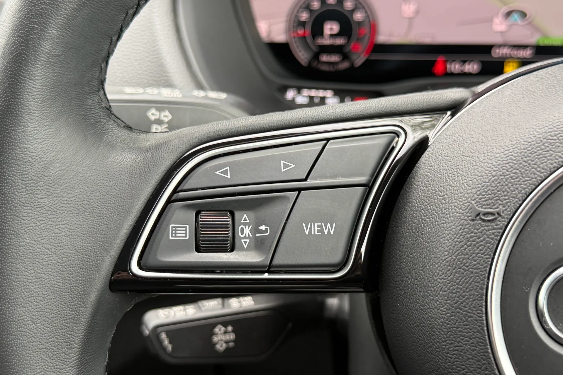 Audi Q2 thumbnail image number 45