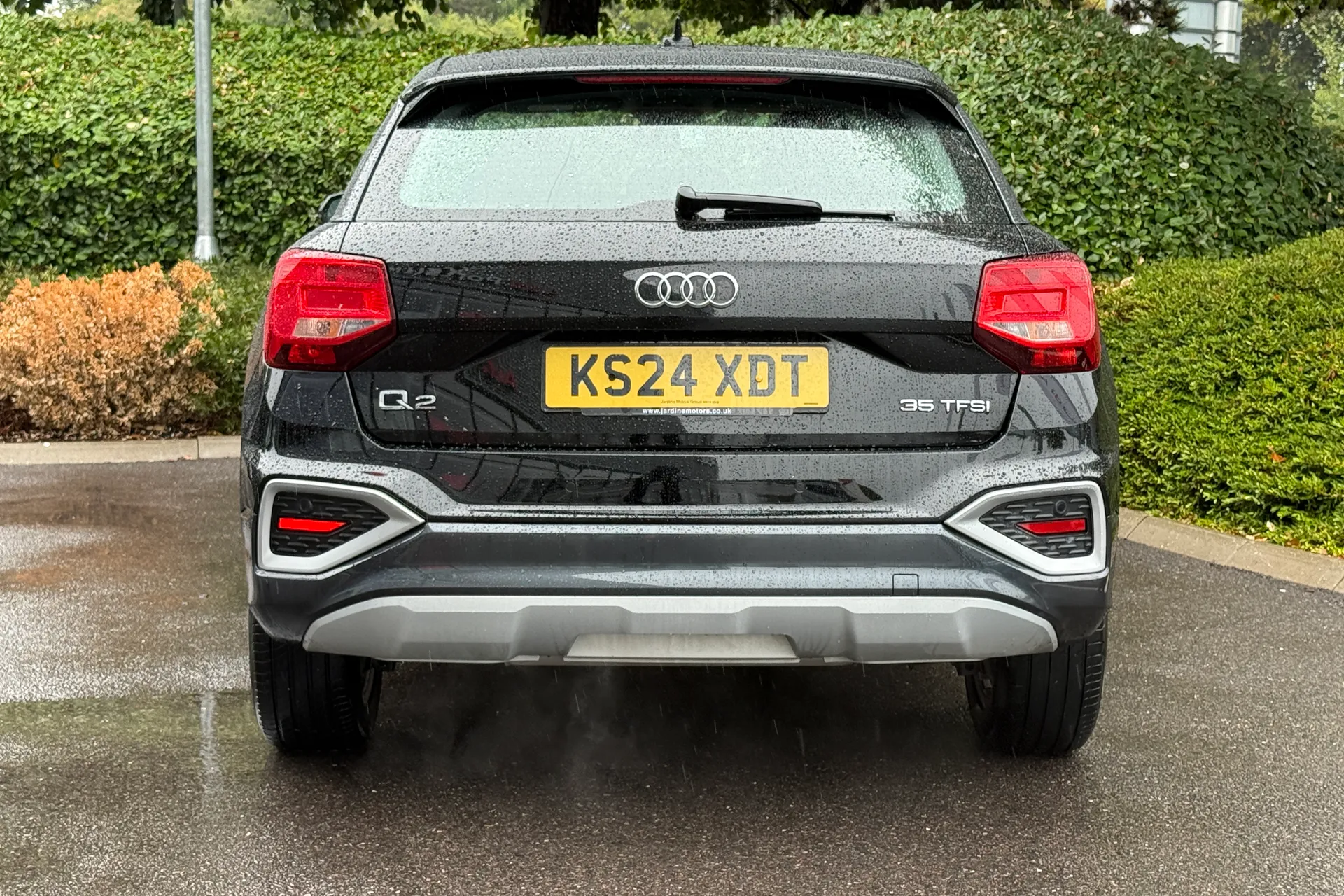 Audi Q2 thumbnail image number 11