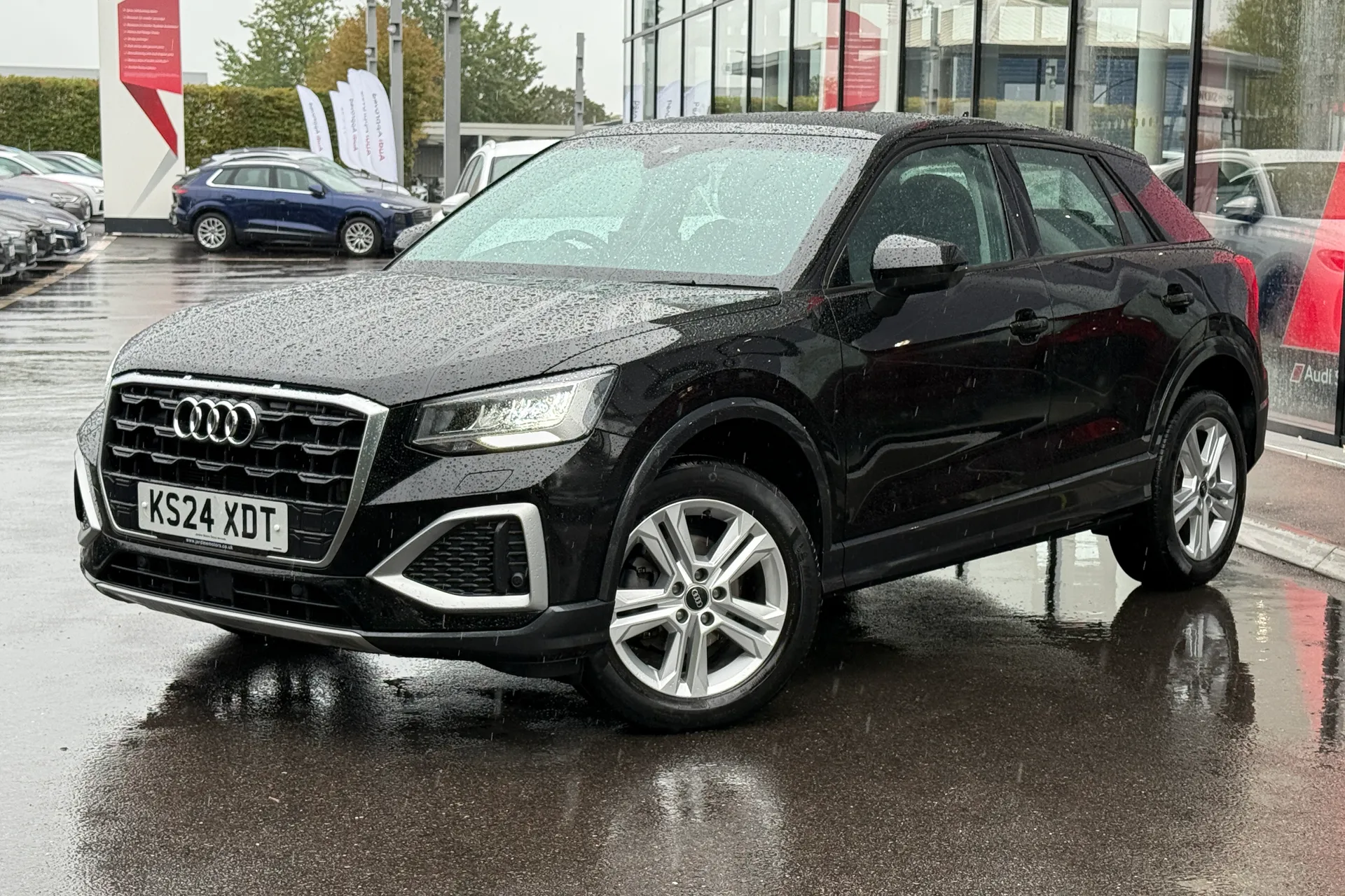 Audi Q2 thumbnail image number 5
