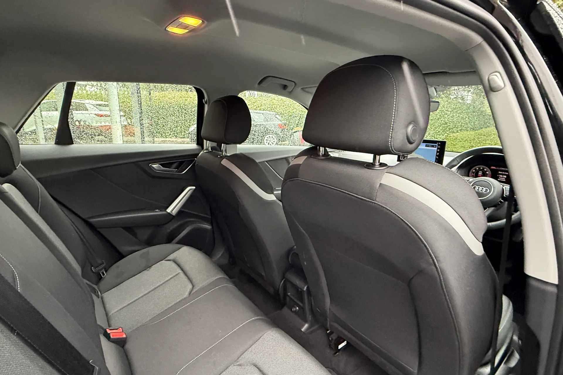 Audi Q2 thumbnail image number 40
