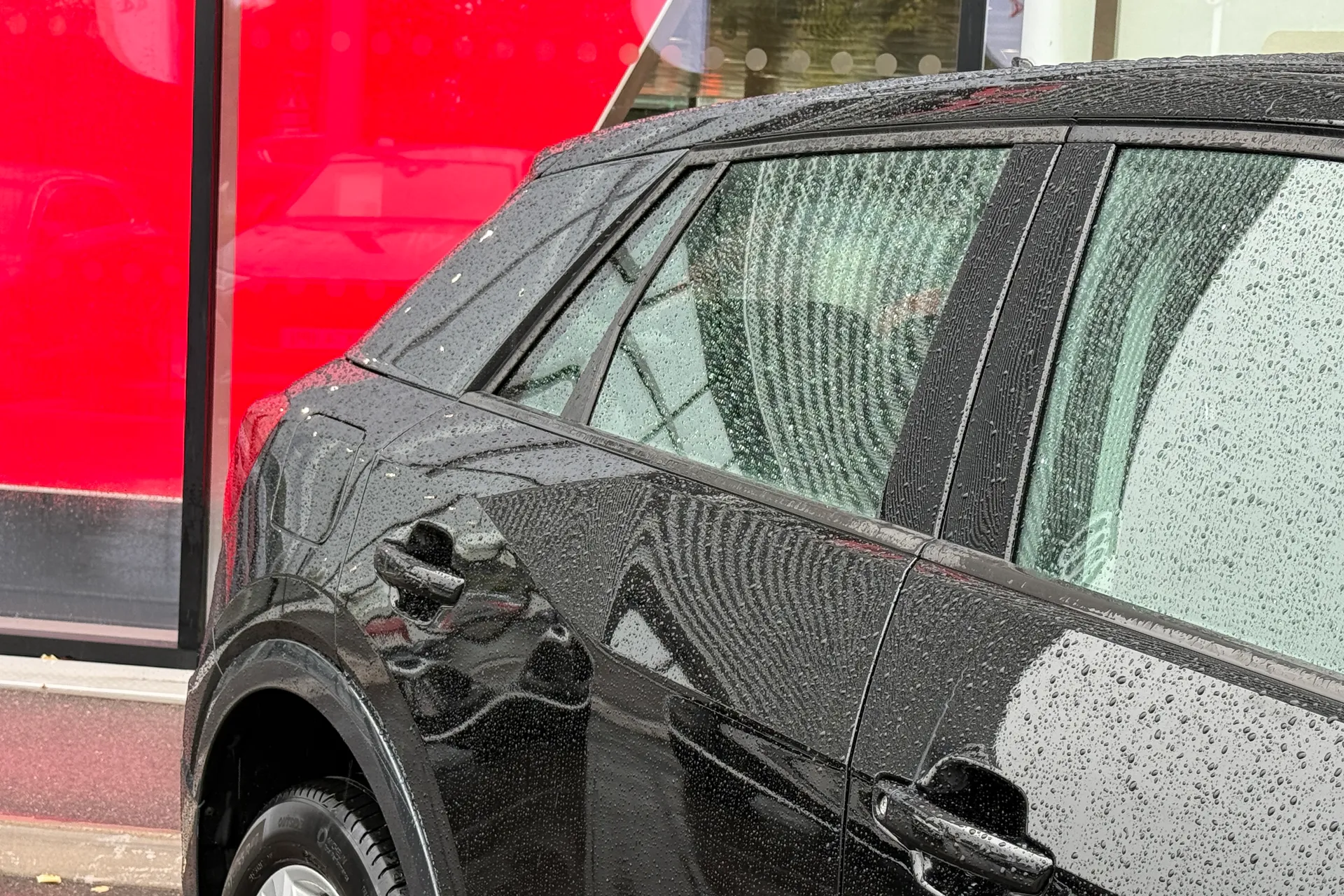 Audi Q2 thumbnail image number 9