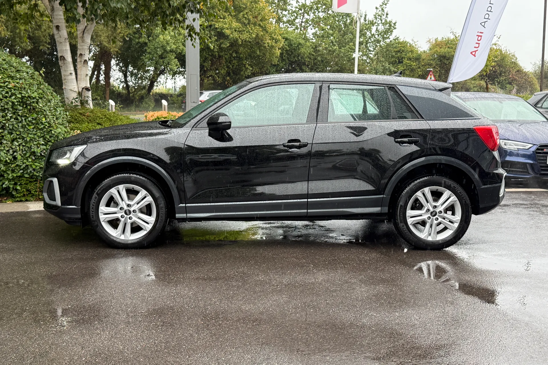 Audi Q2 thumbnail image number 15
