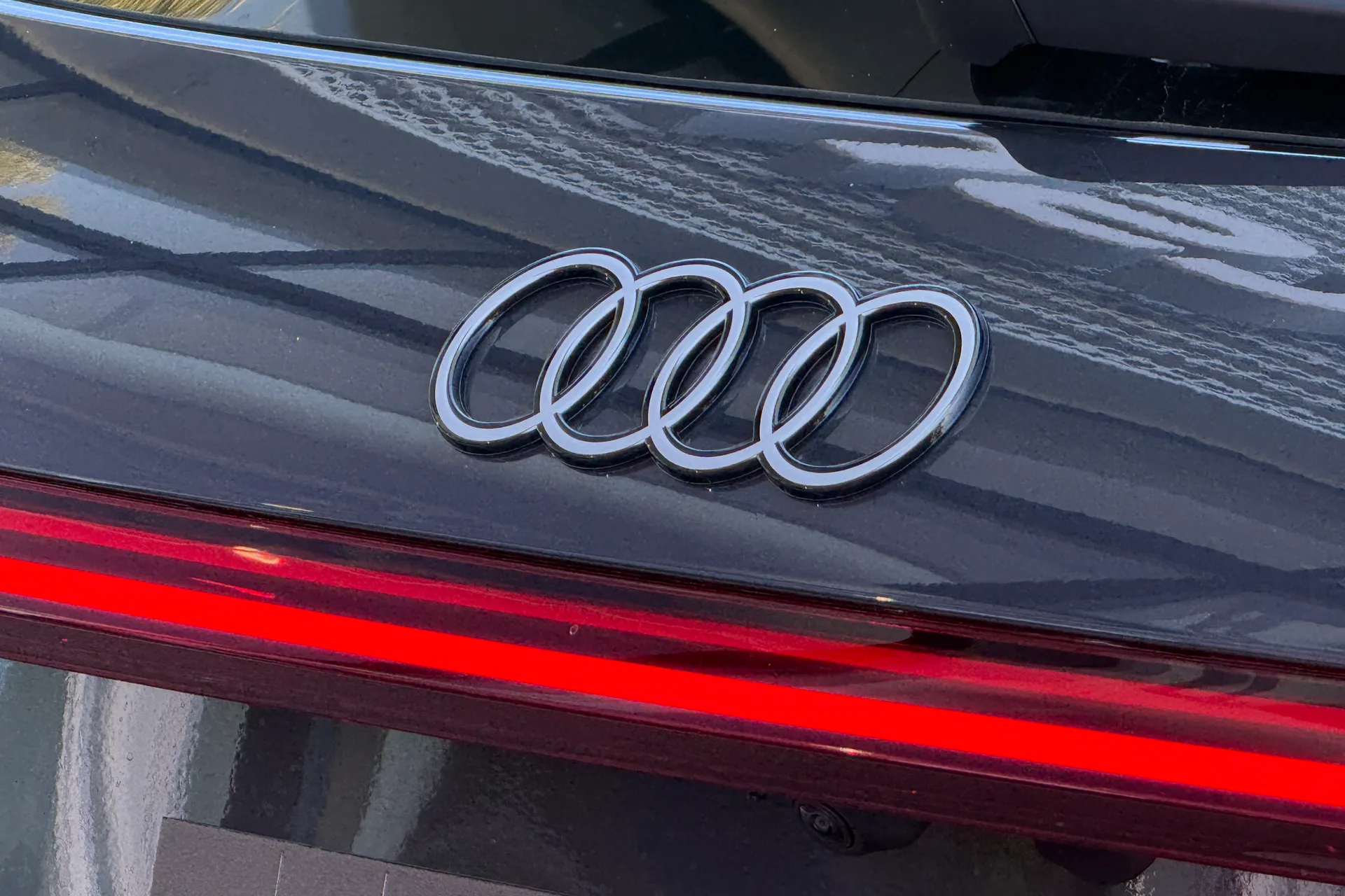Audi Q5 thumbnail image number 36