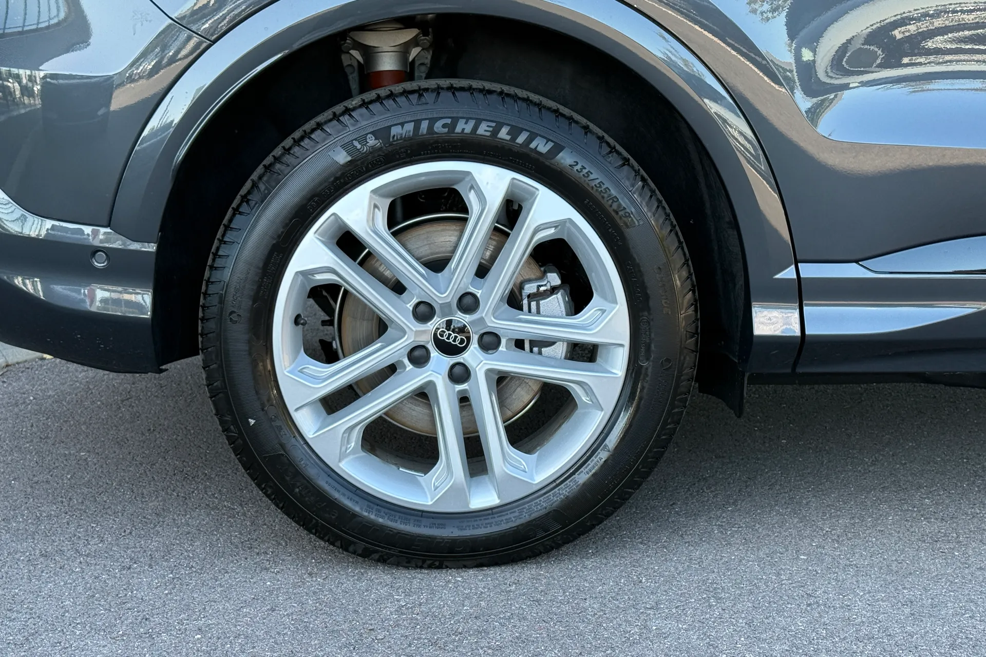 Audi Q5 thumbnail image number 20